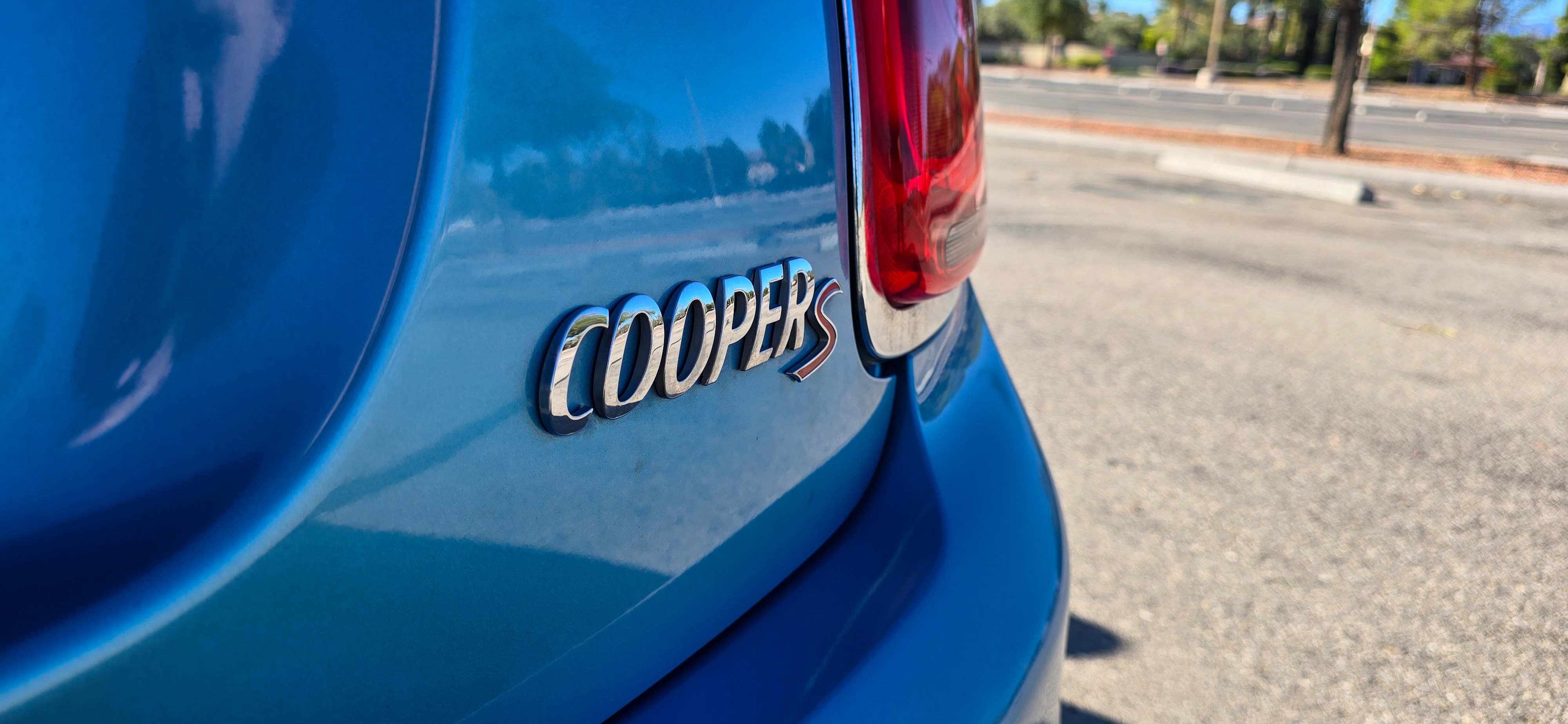 #1055 - 2016 Mini Cooper S-17