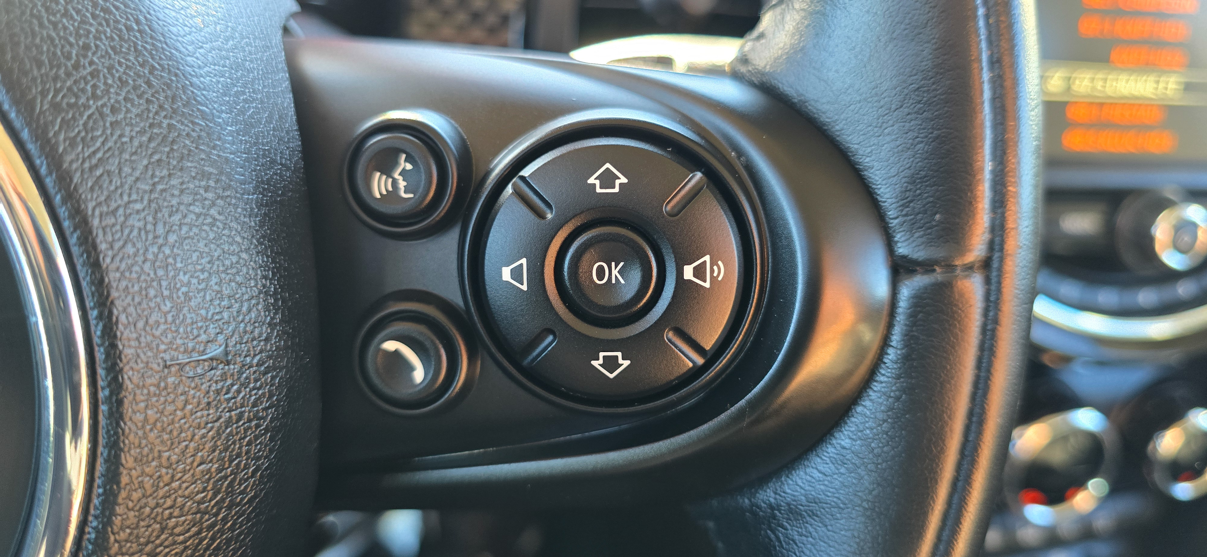 #1055 - 2016 Mini Cooper S-21