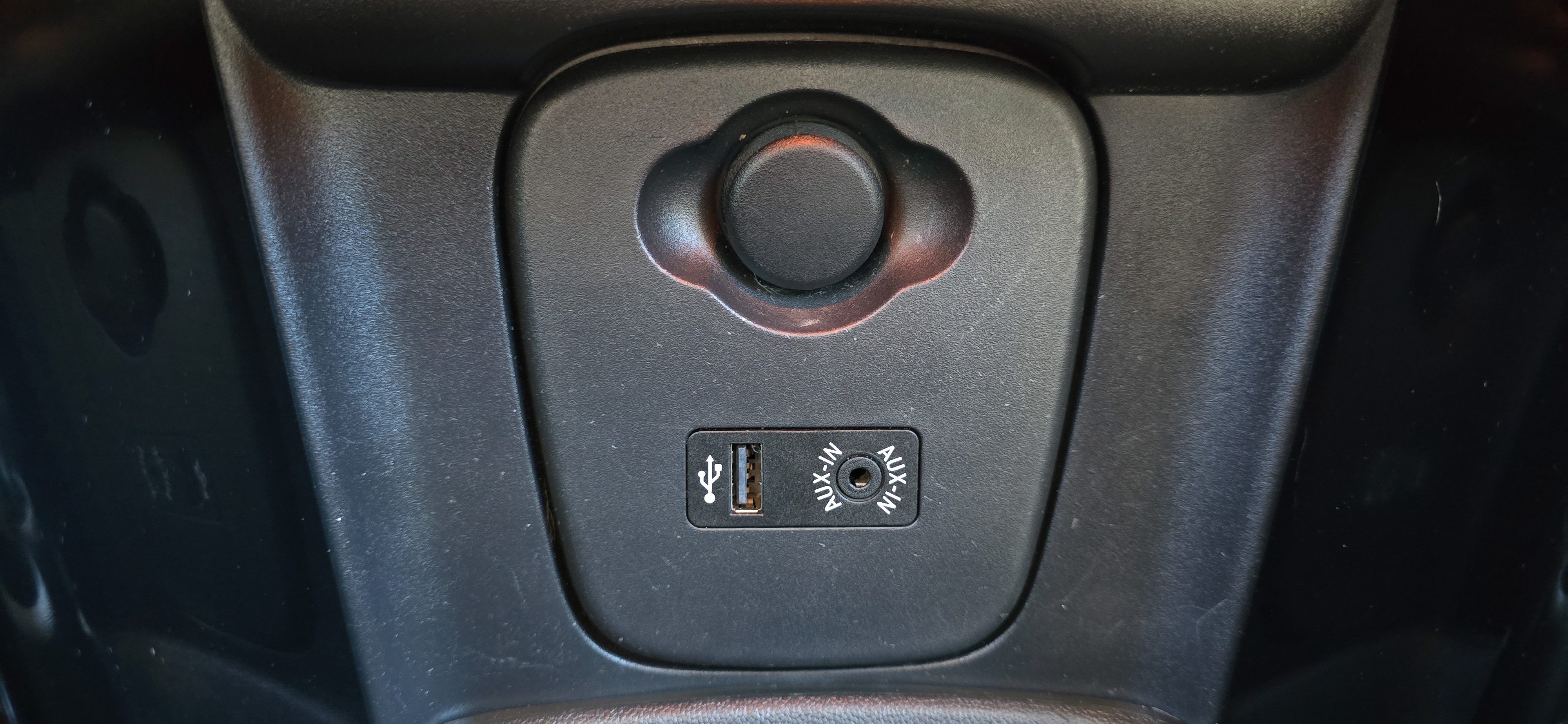 #1055 - 2016 Mini Cooper S-24