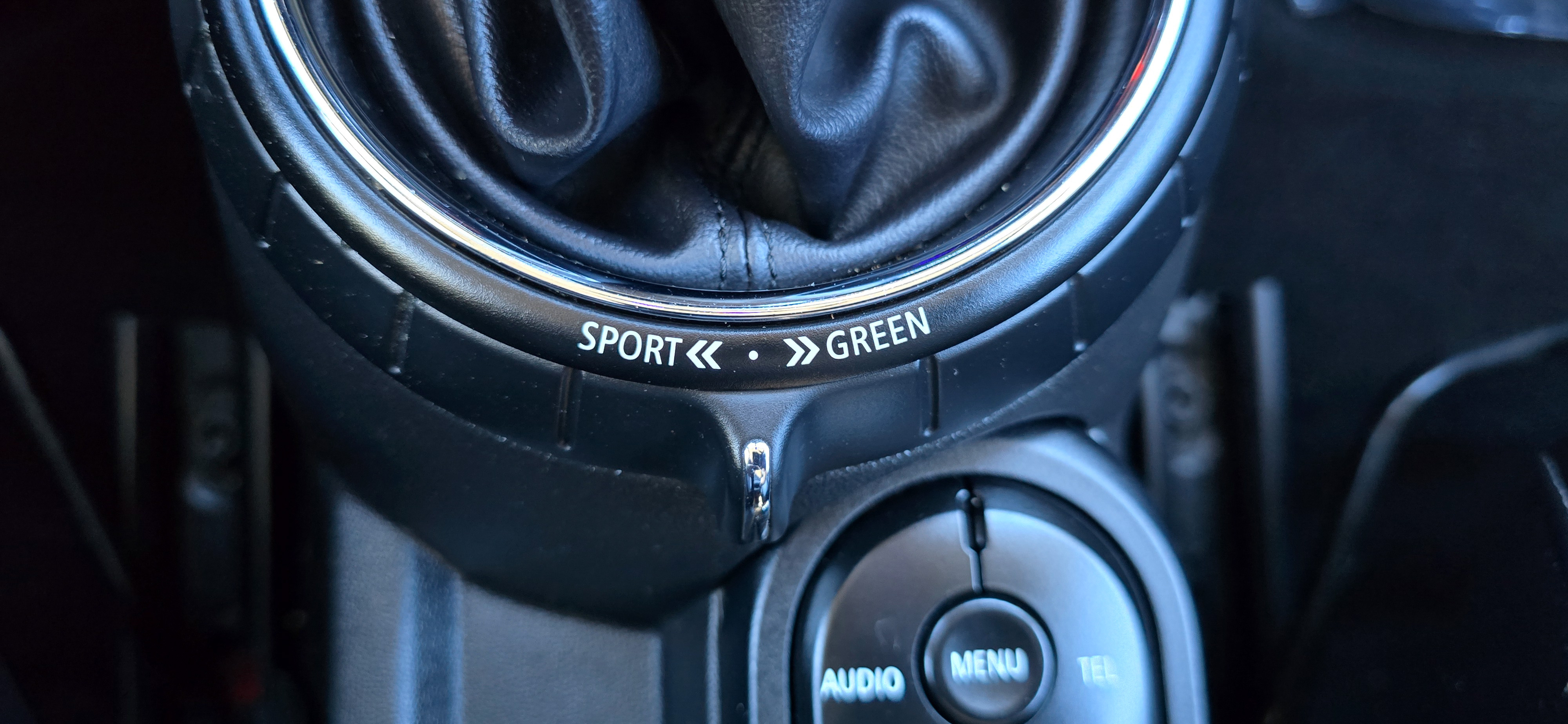 #1055 - 2016 Mini Cooper S-28