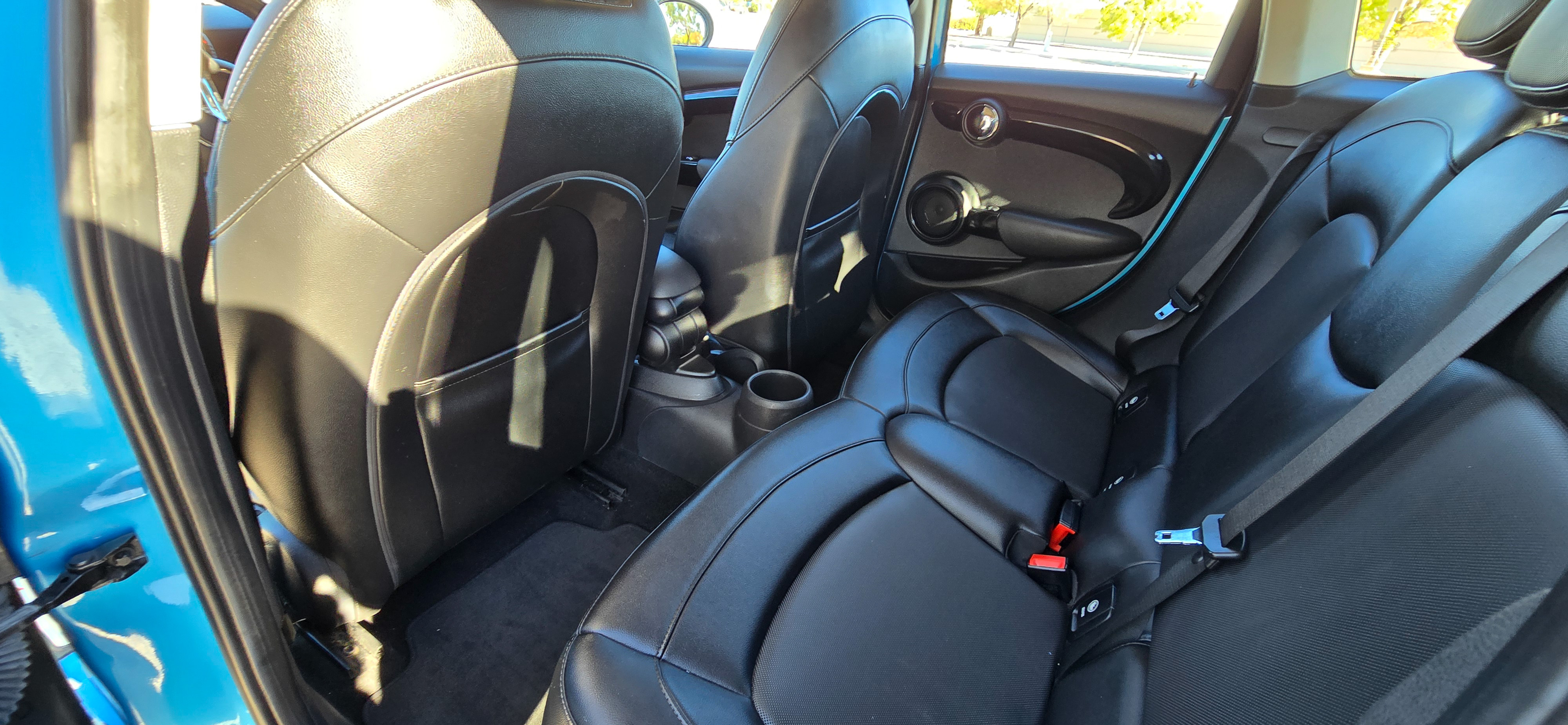 #1055 - 2016 Mini Cooper S-31