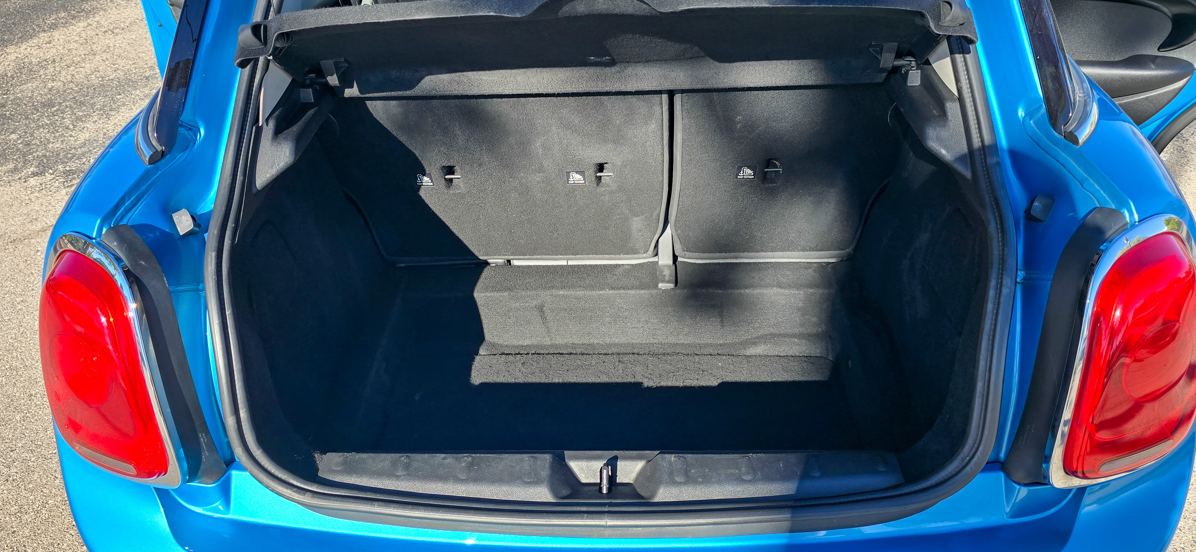 #1055 - 2016 Mini Cooper S-33