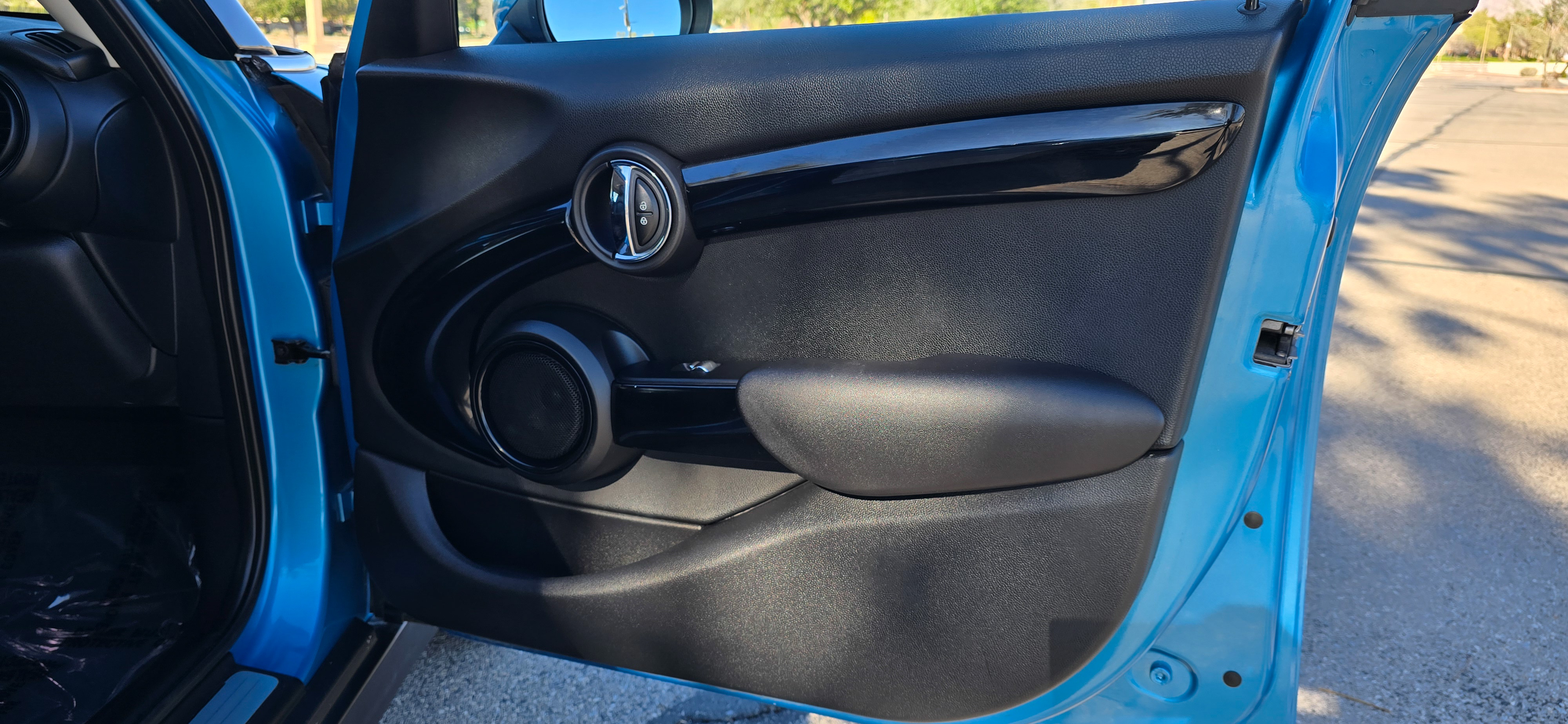 #1055 - 2016 Mini Cooper S-35