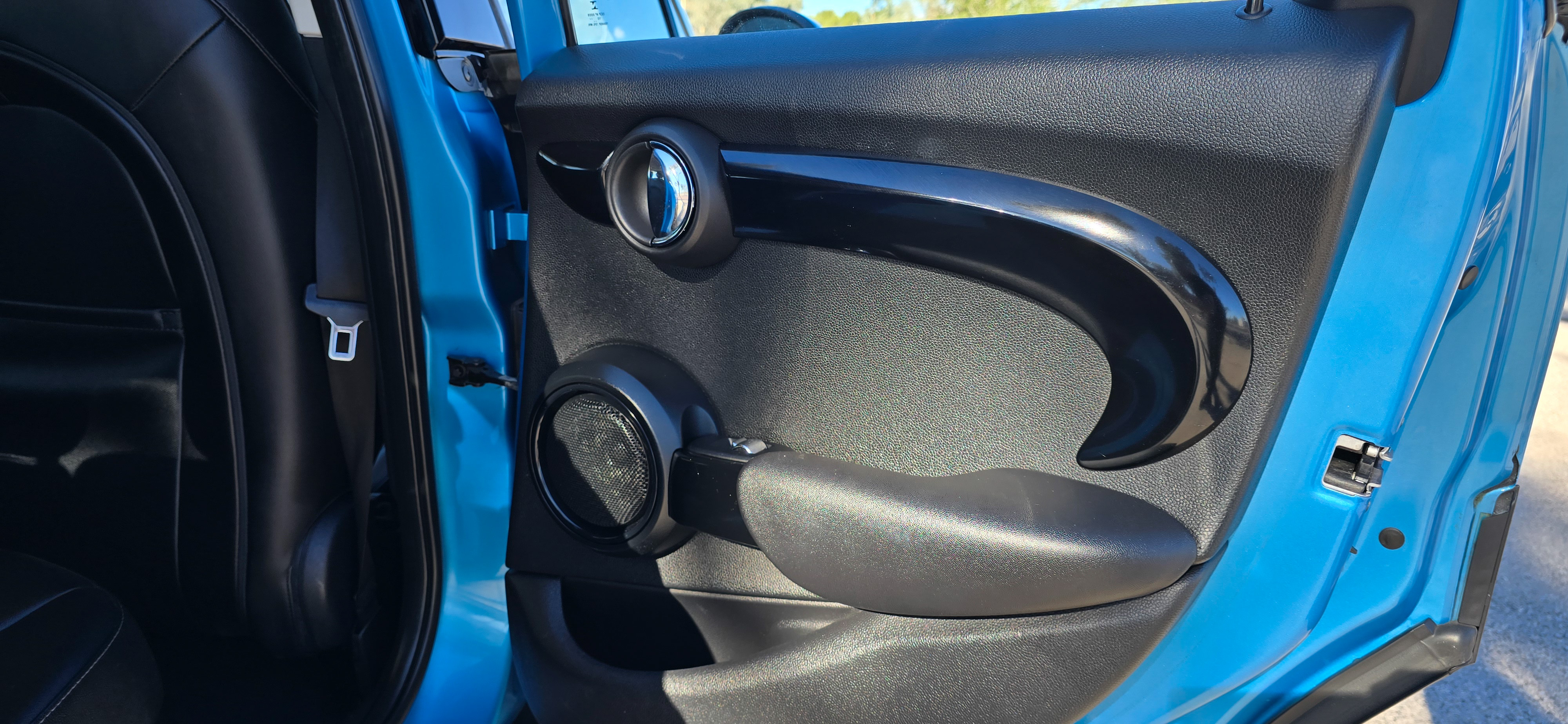 #1055 - 2016 Mini Cooper S-36