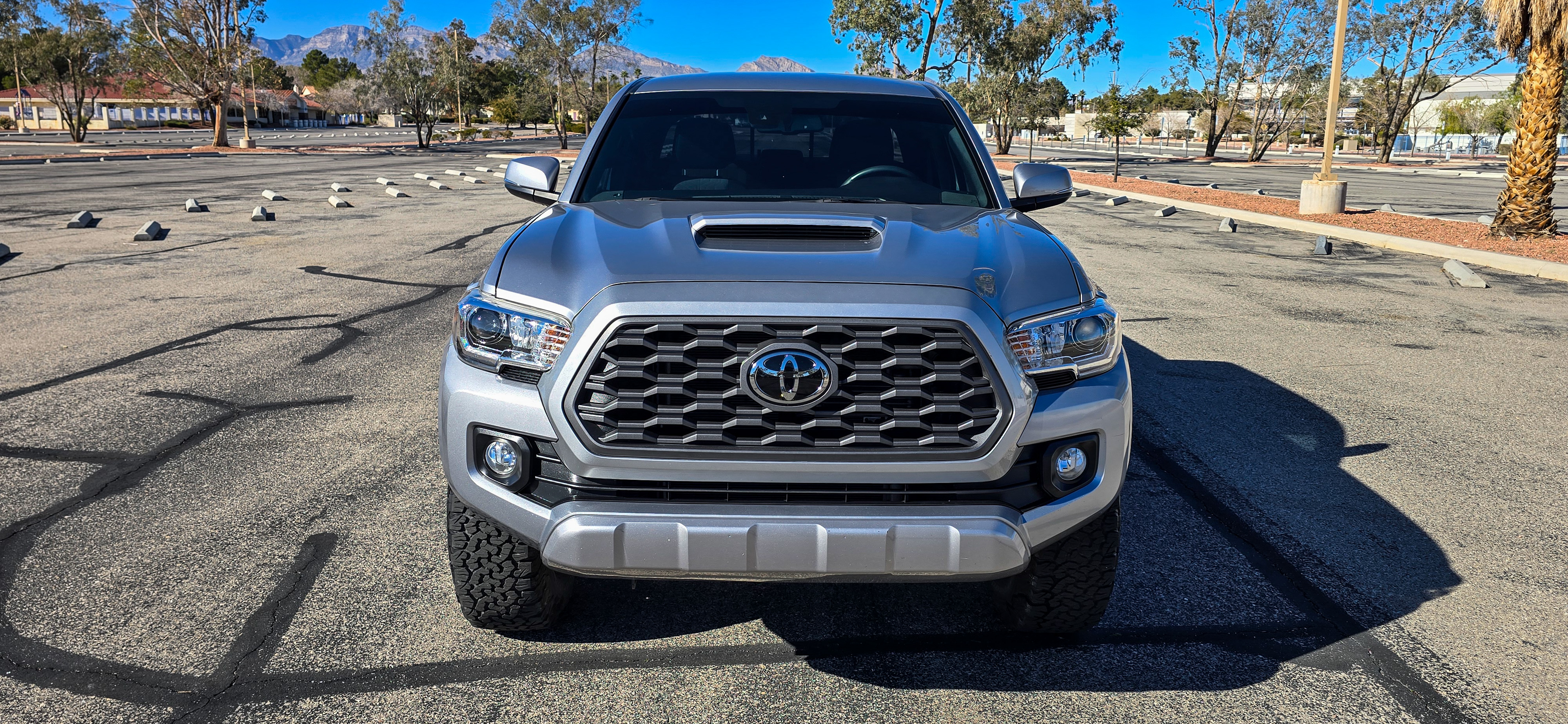 #1075 - 2020 Toyota Tacoma-15