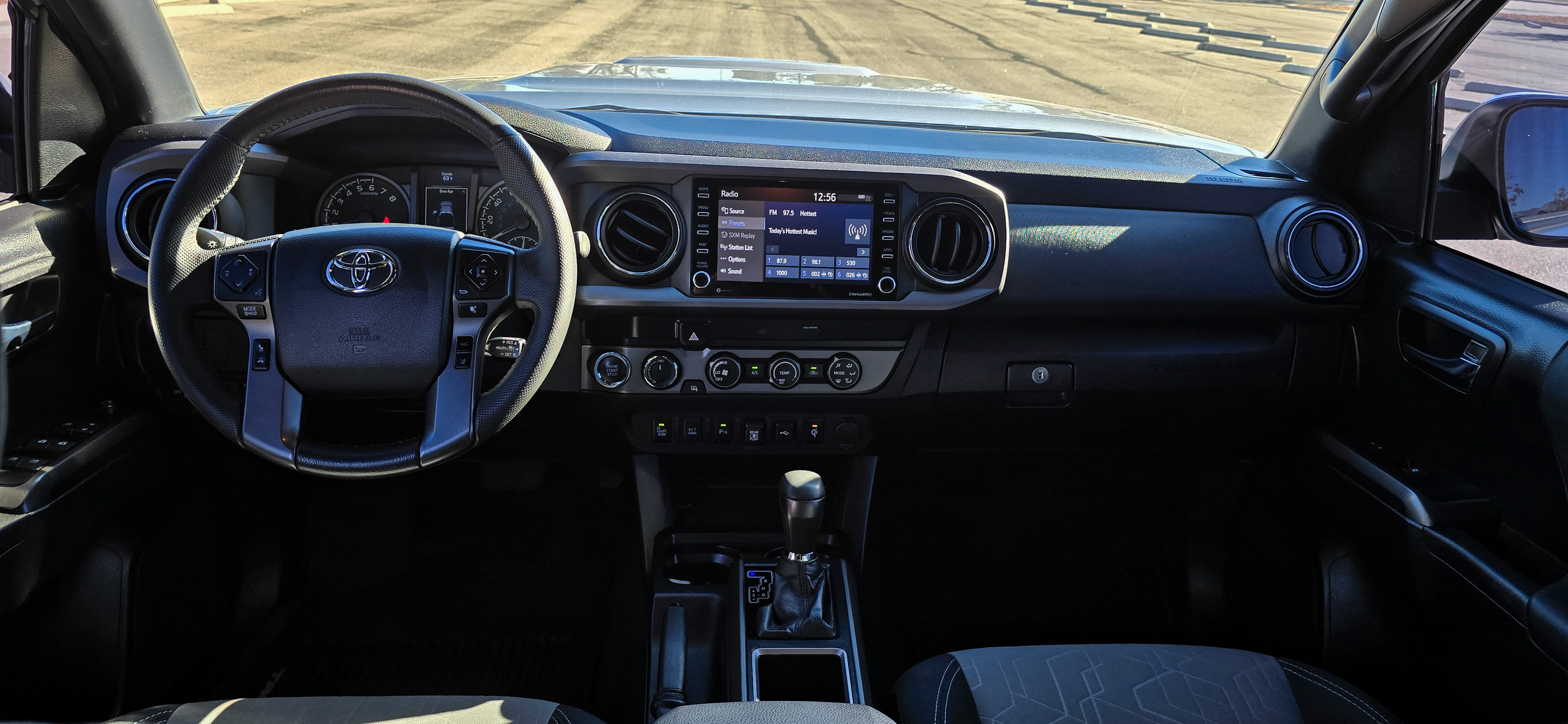 #1075 - 2020 Toyota Tacoma-39