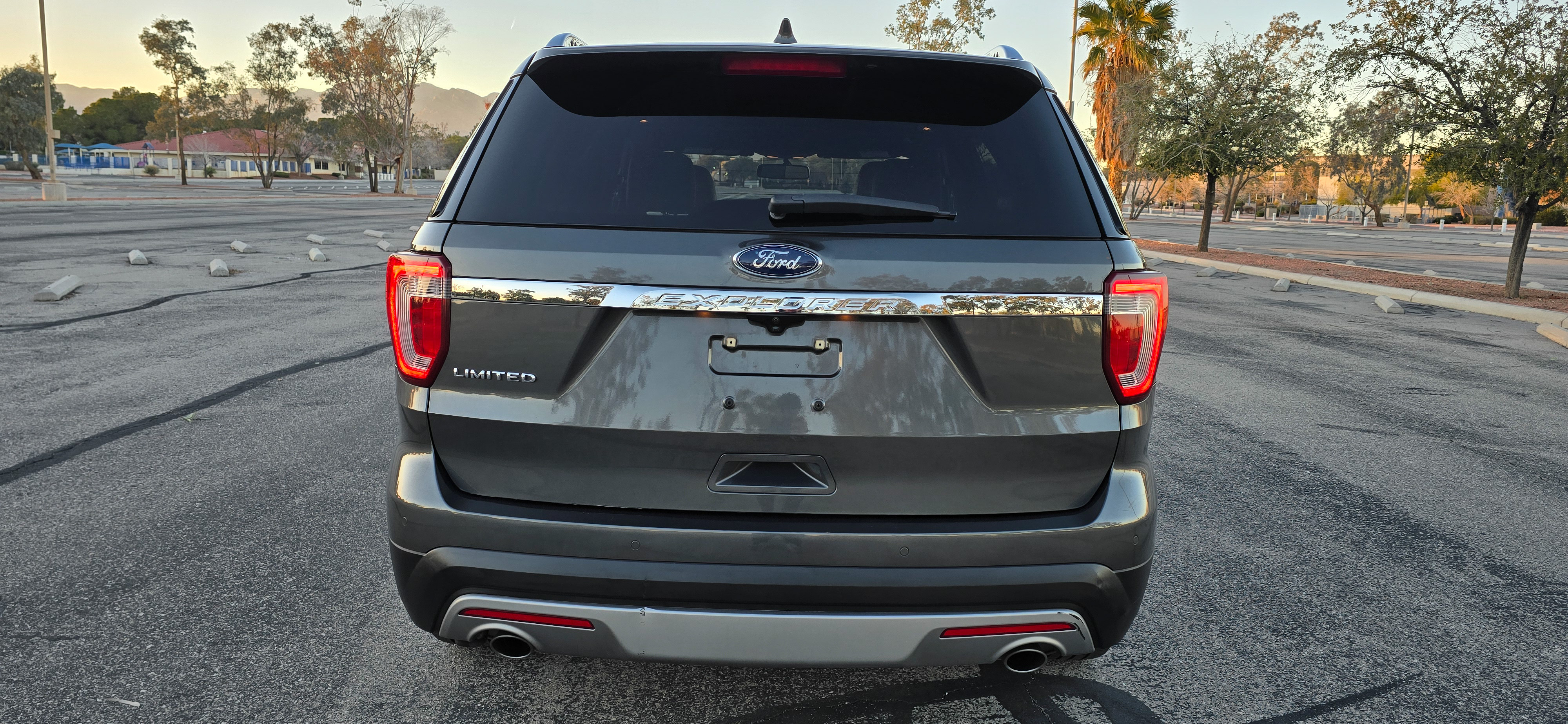 #1078 - 2017 Ford Explorer-10