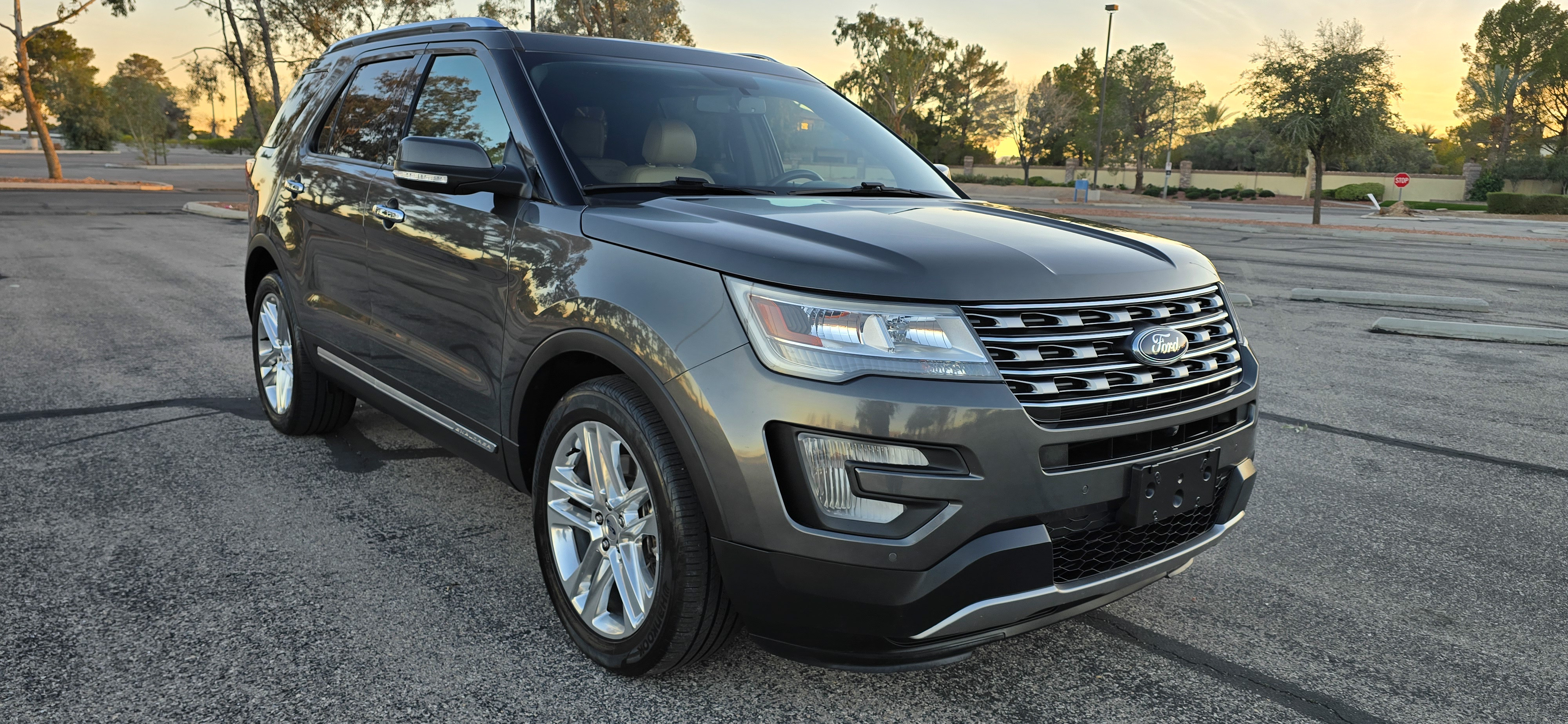 #1078 - 2017 Ford Explorer-13