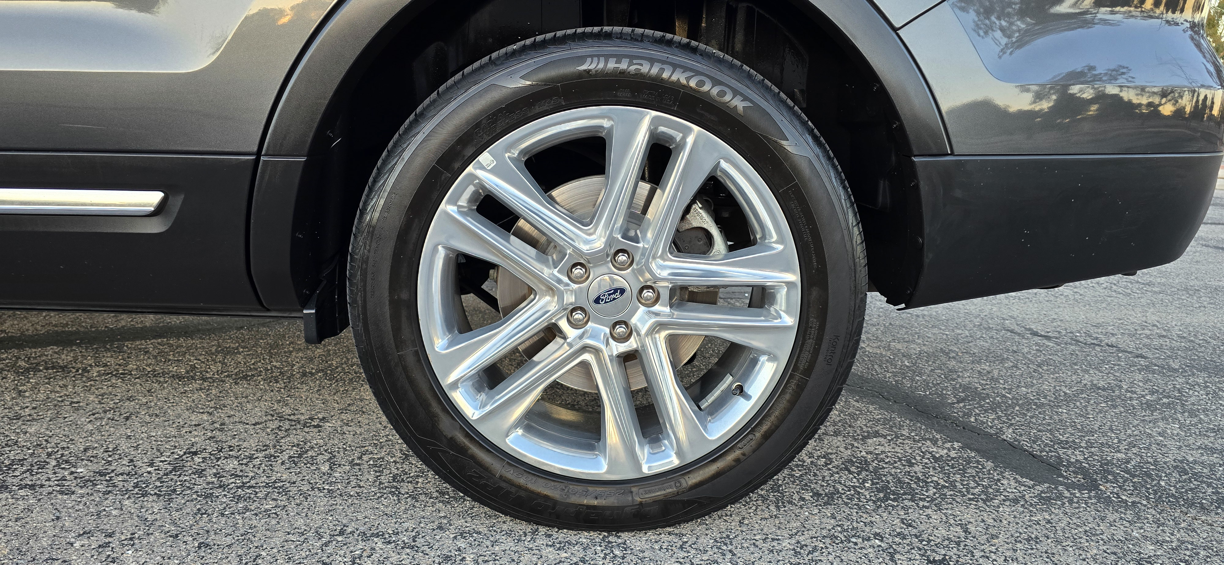 #1078 - 2017 Ford Explorer-20