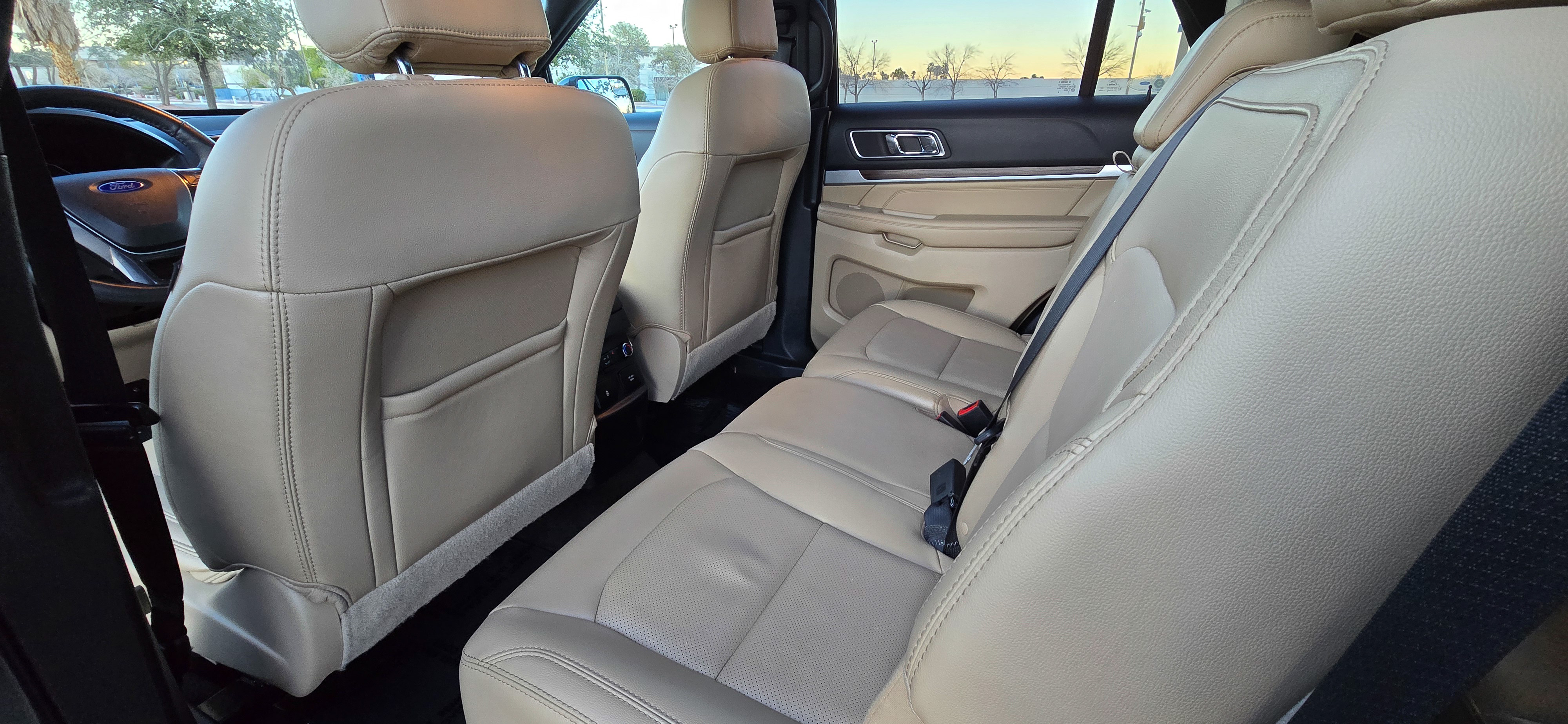 #1078 - 2017 Ford Explorer-40