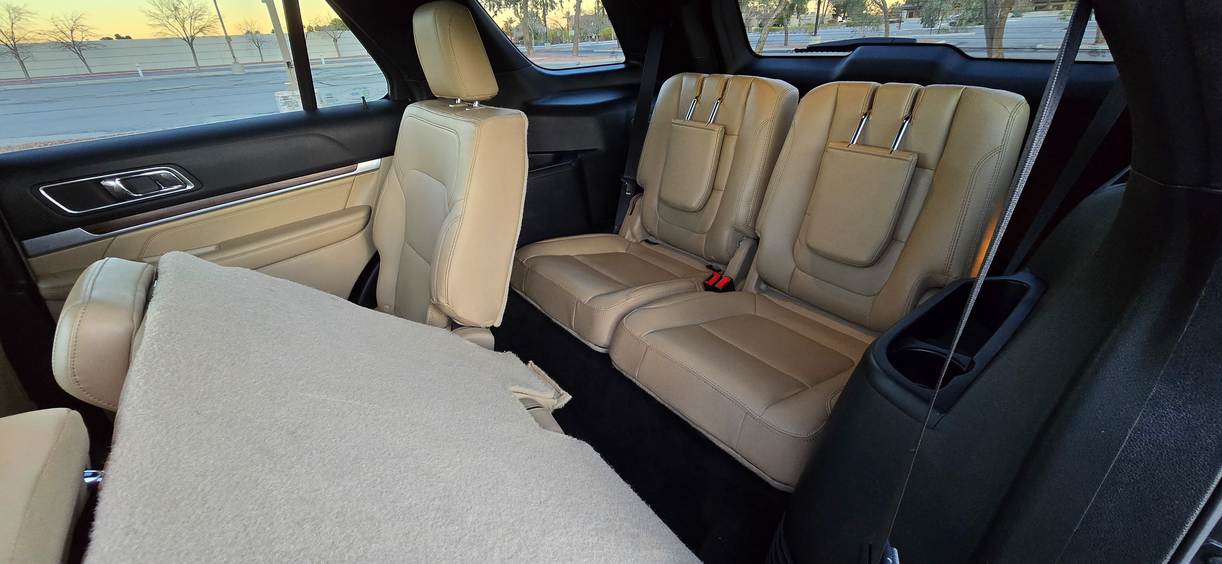 #1078 - 2017 Ford Explorer-42