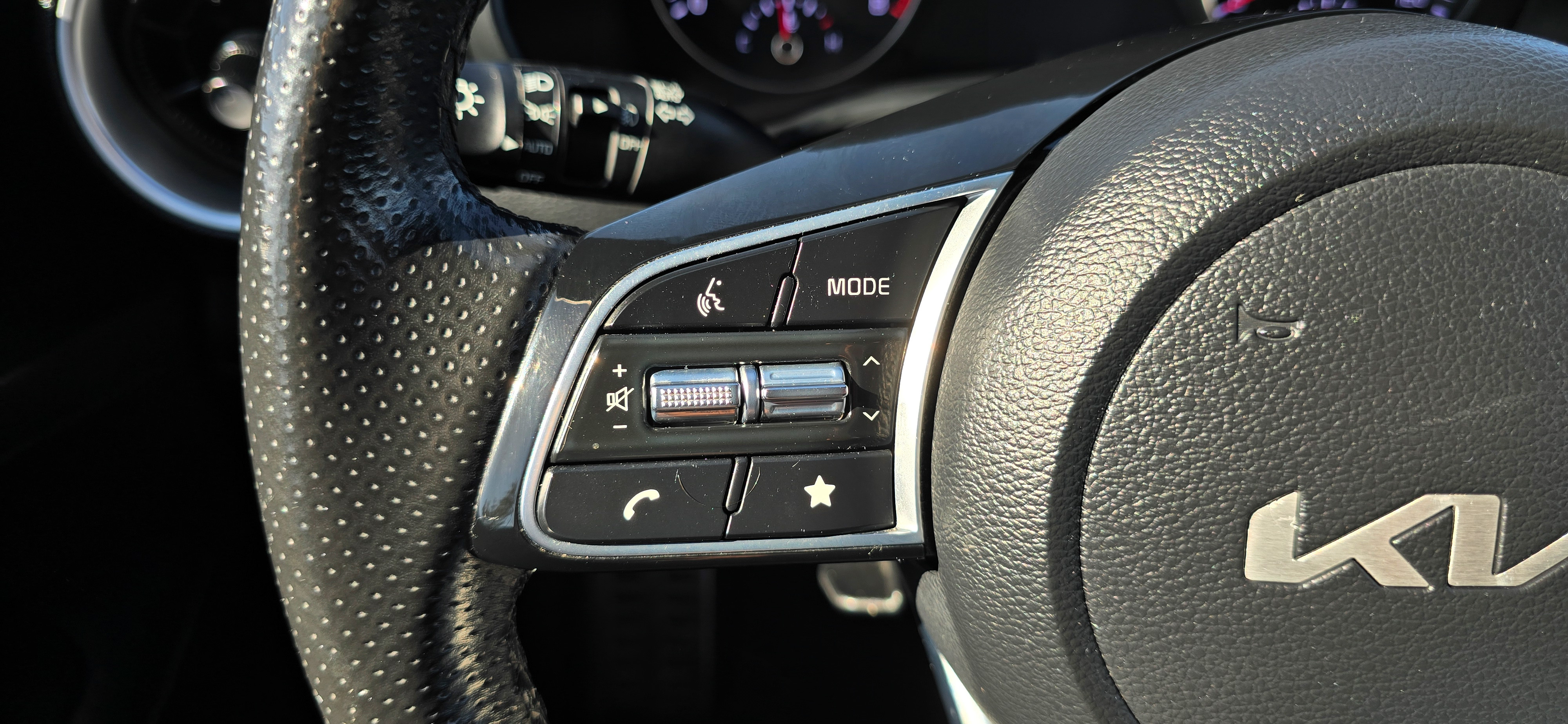 #1080 - 2023 Kia Forte GT-19