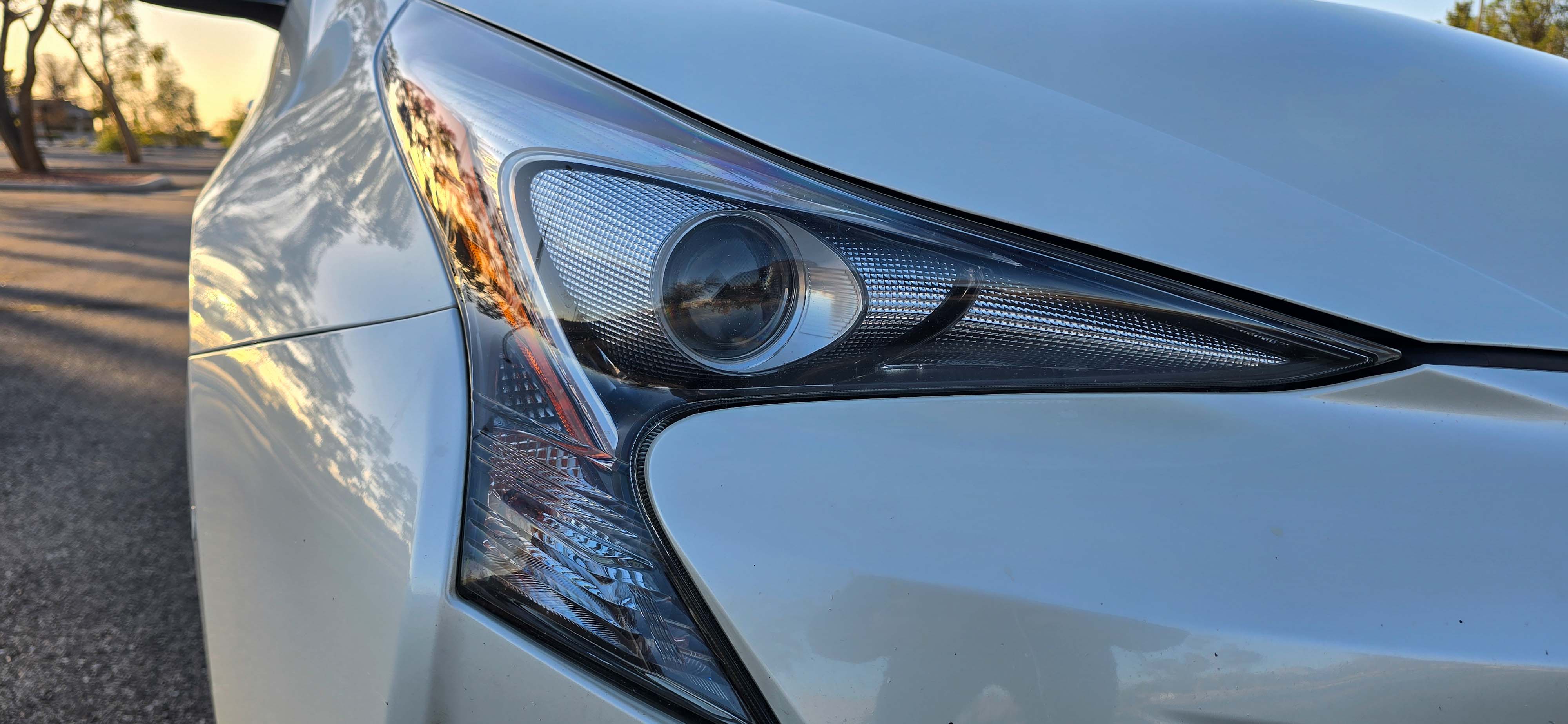 #1092 - 2017 Toyota Prius-18