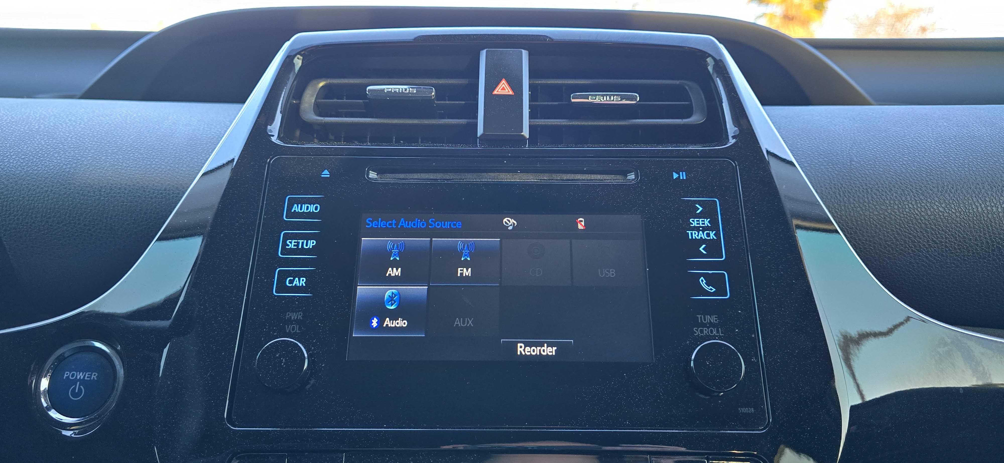 #1092 - 2017 Toyota Prius-29