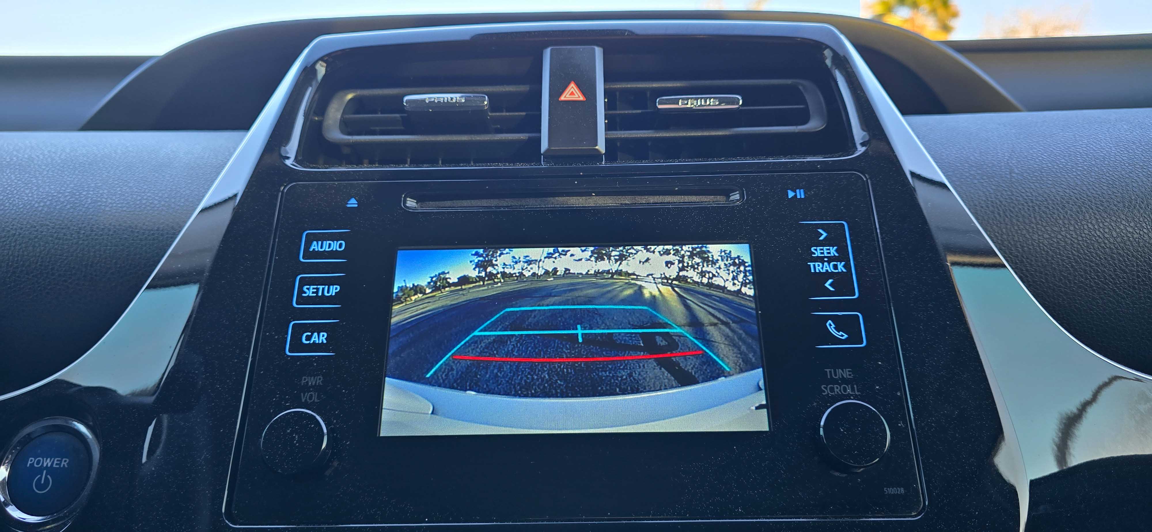 #1092 - 2017 Toyota Prius-31