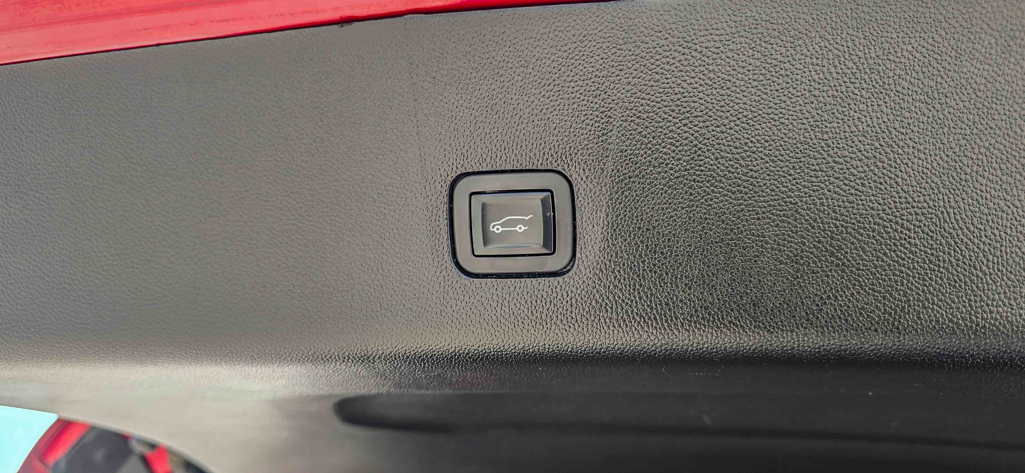 #1104 - 2019 Chevorlet Traverse LT-21