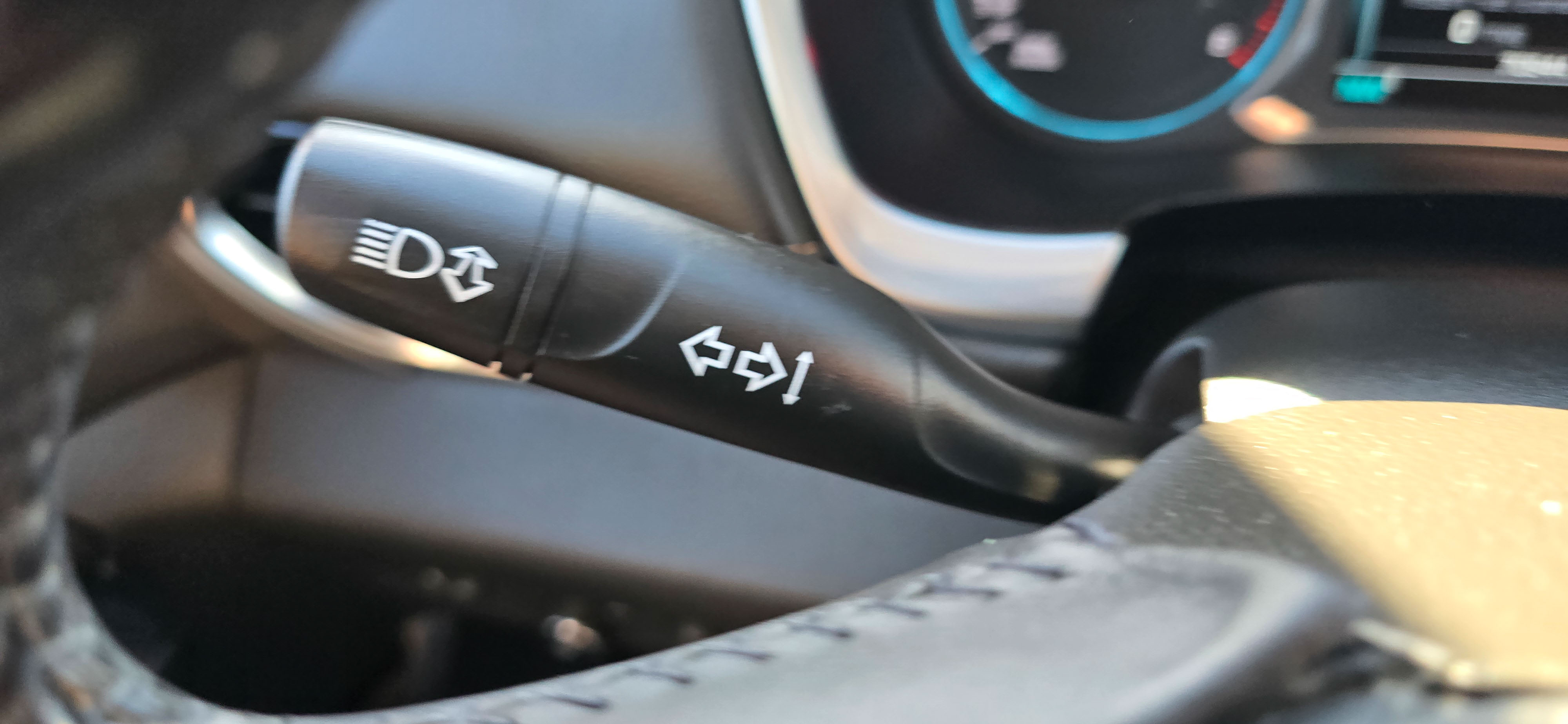 #1104 - 2019 Chevorlet Traverse LT-36