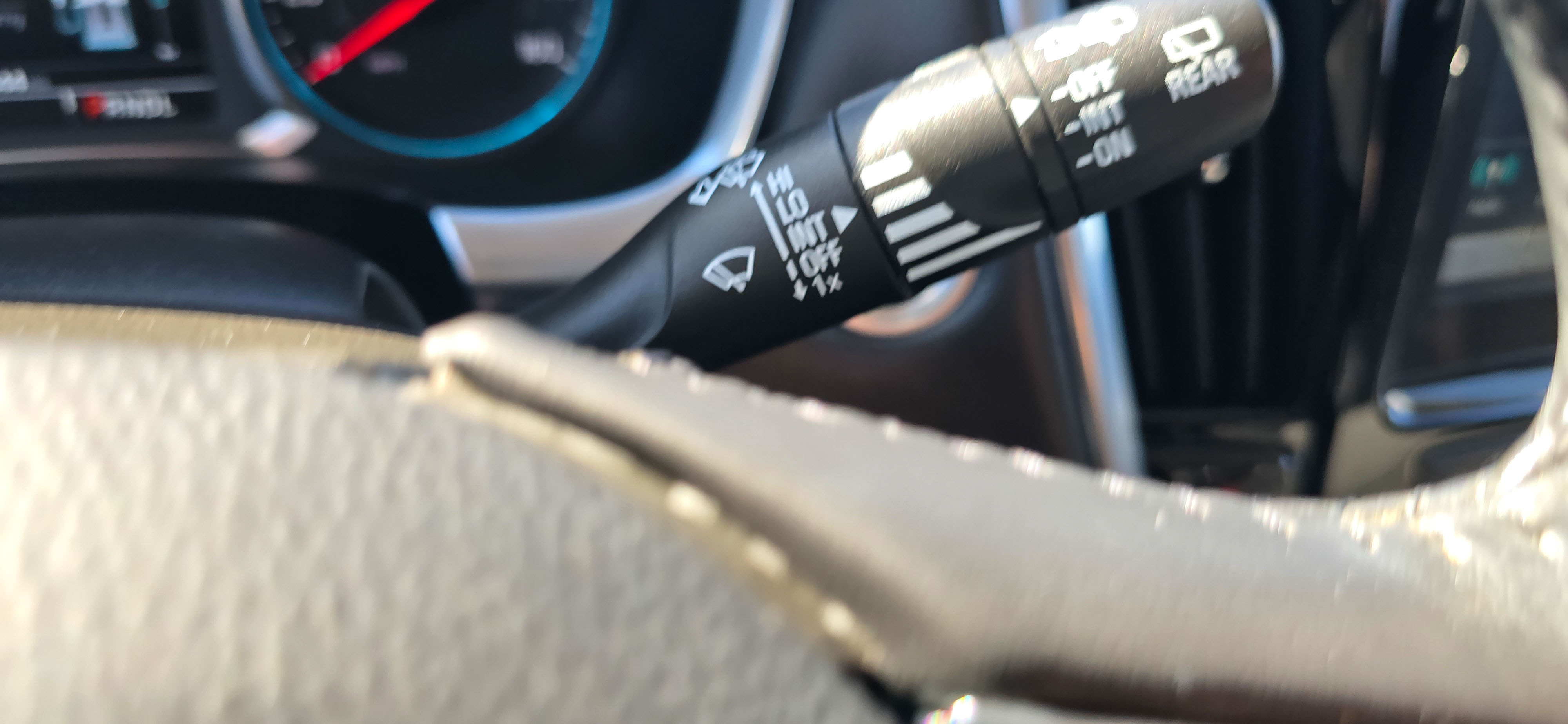 #1104 - 2019 Chevorlet Traverse LT-37