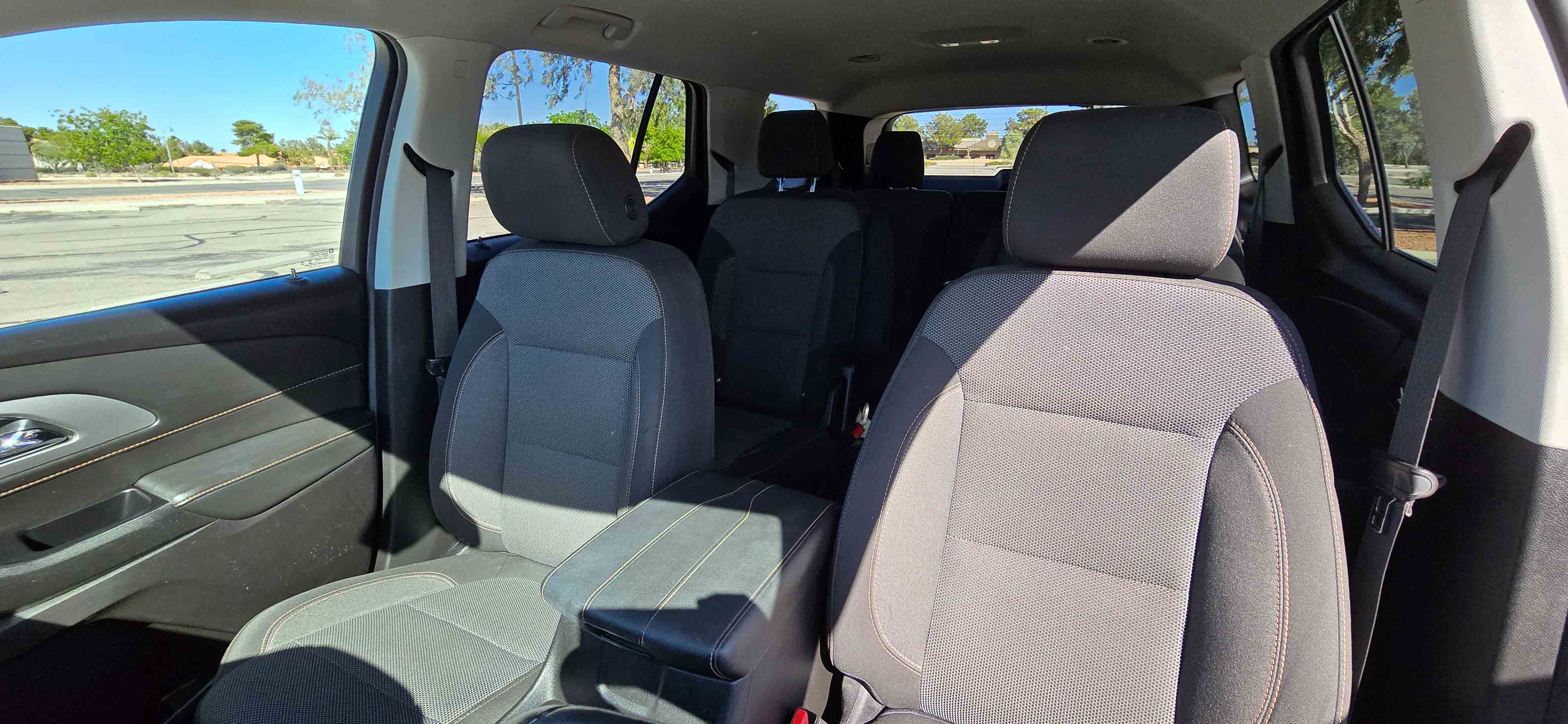 #1104 - 2019 Chevorlet Traverse LT-41