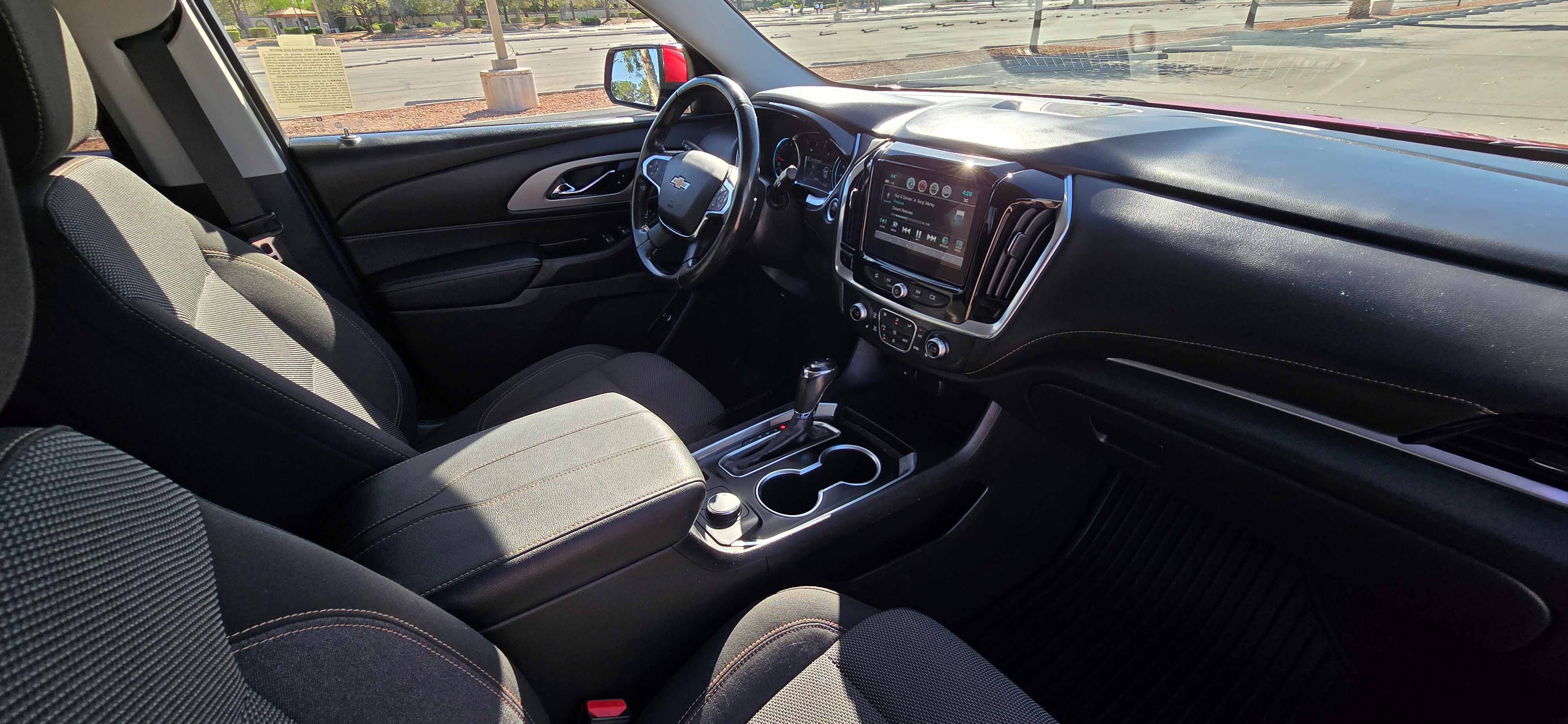 #1104 - 2019 Chevorlet Traverse LT-48