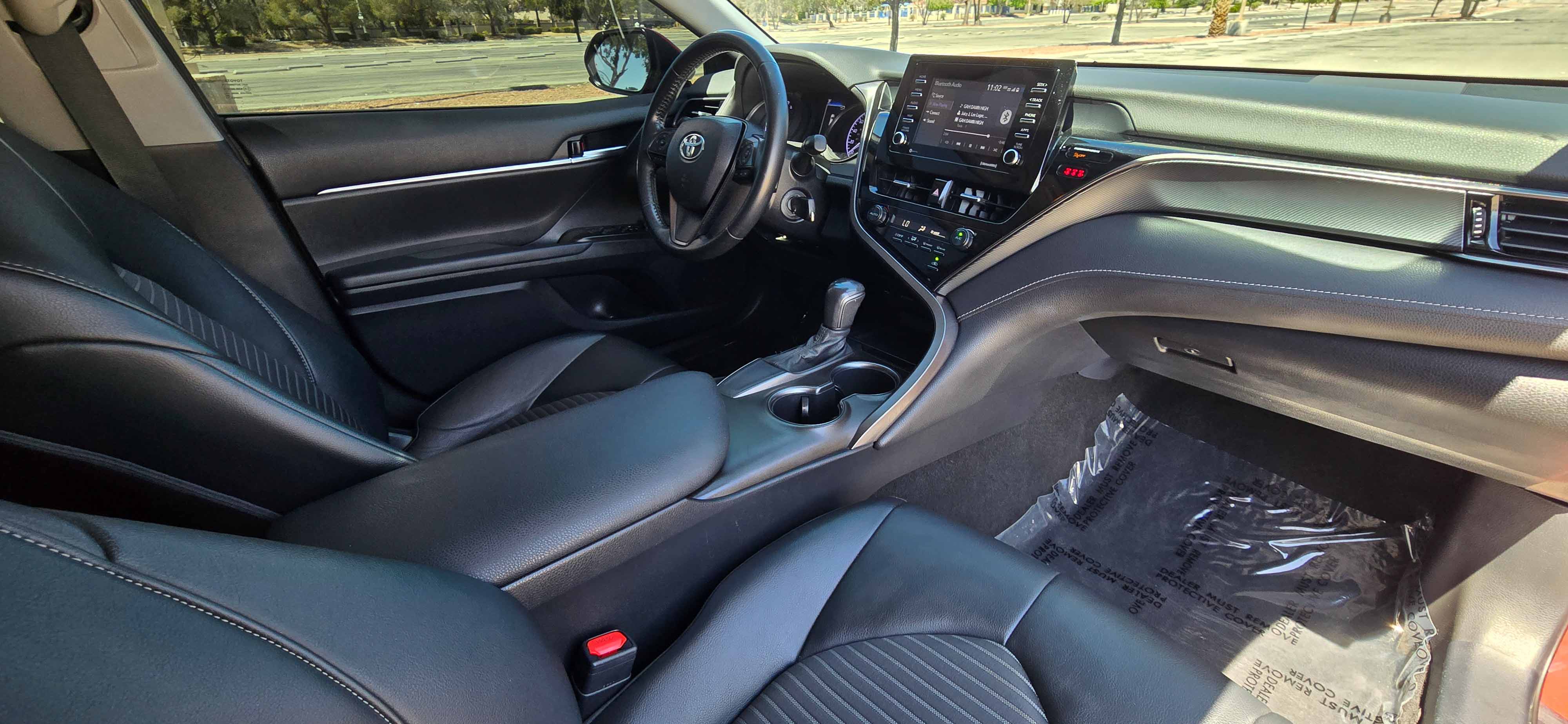 #1106 - 2021 Toyota Camry SE-42