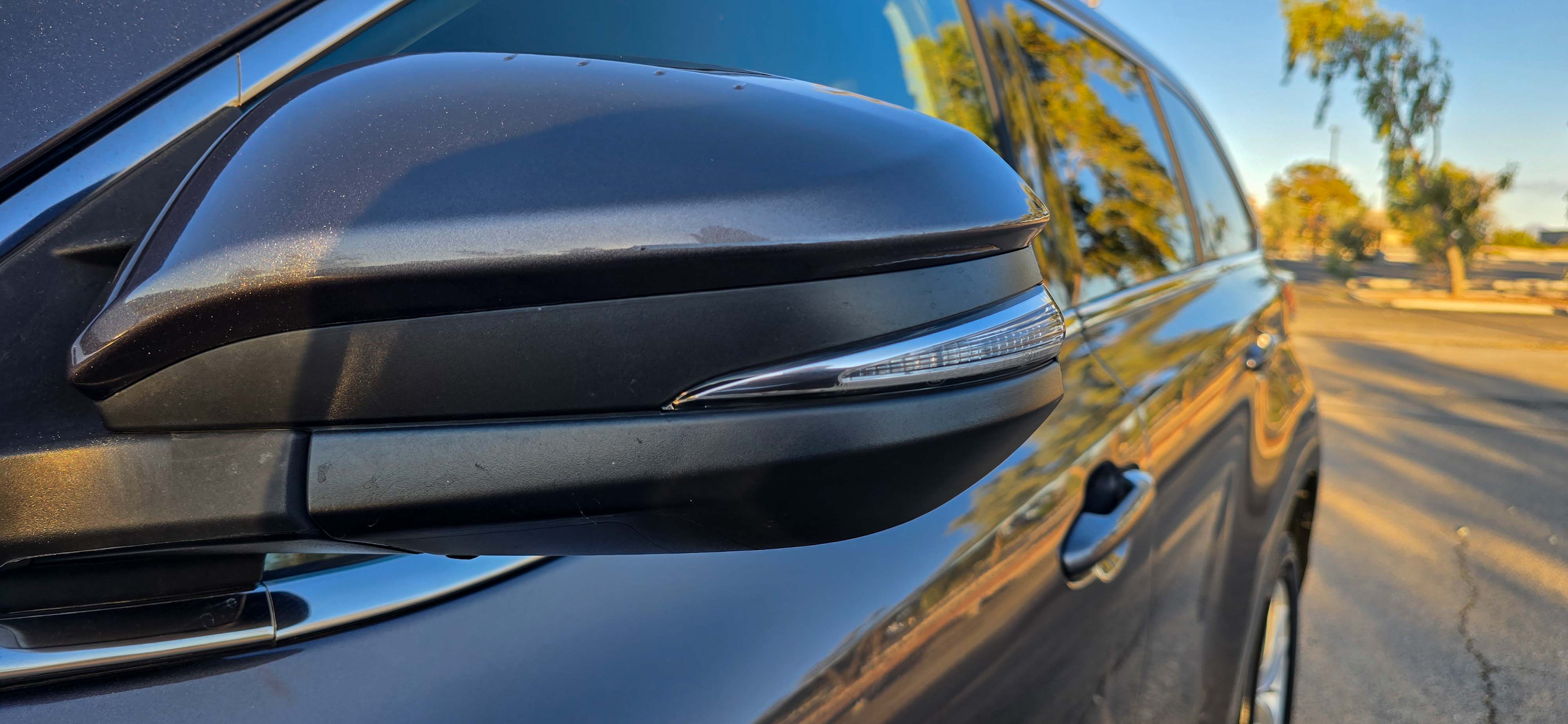 #1107 - 2016 Toyota Highlander-10