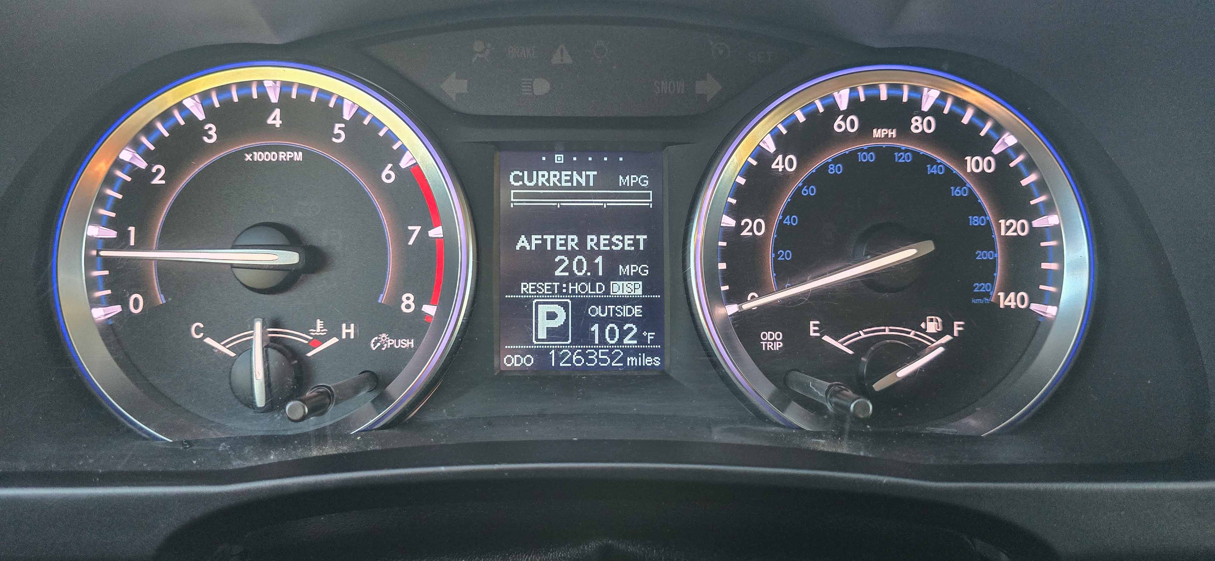 #1107 - 2016 Toyota Highlander-20