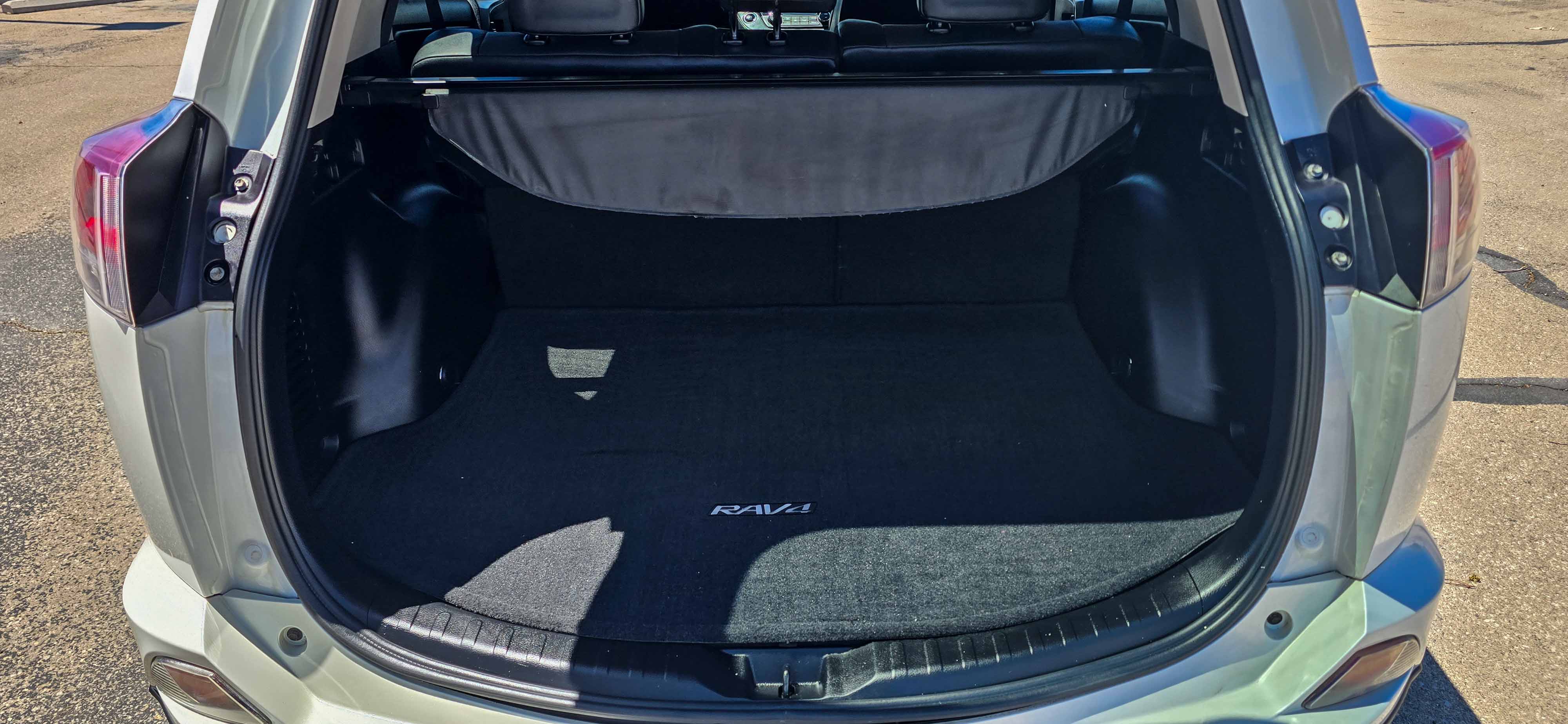 #1113 - 2016 Toyota RAV4 Limited-22