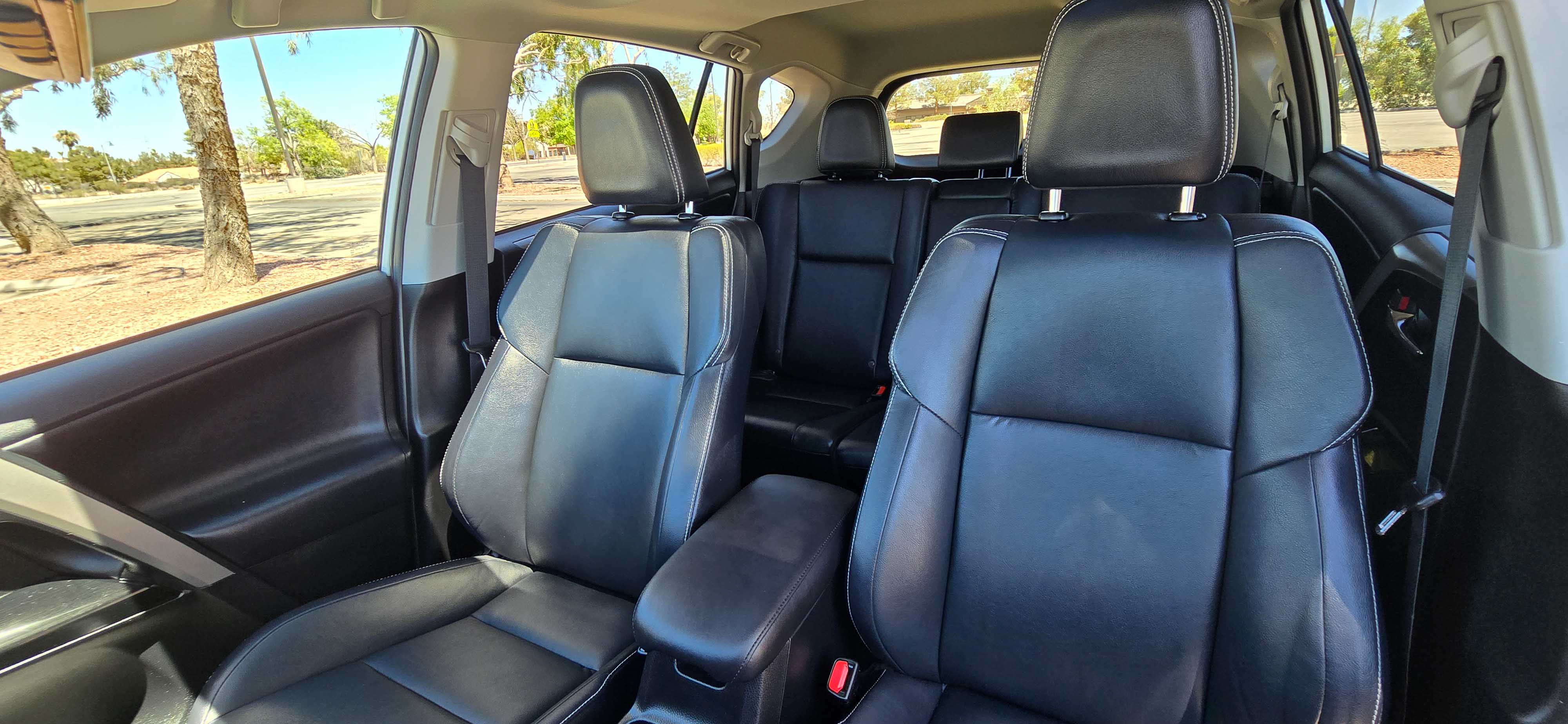 #1113 - 2016 Toyota RAV4 Limited-38
