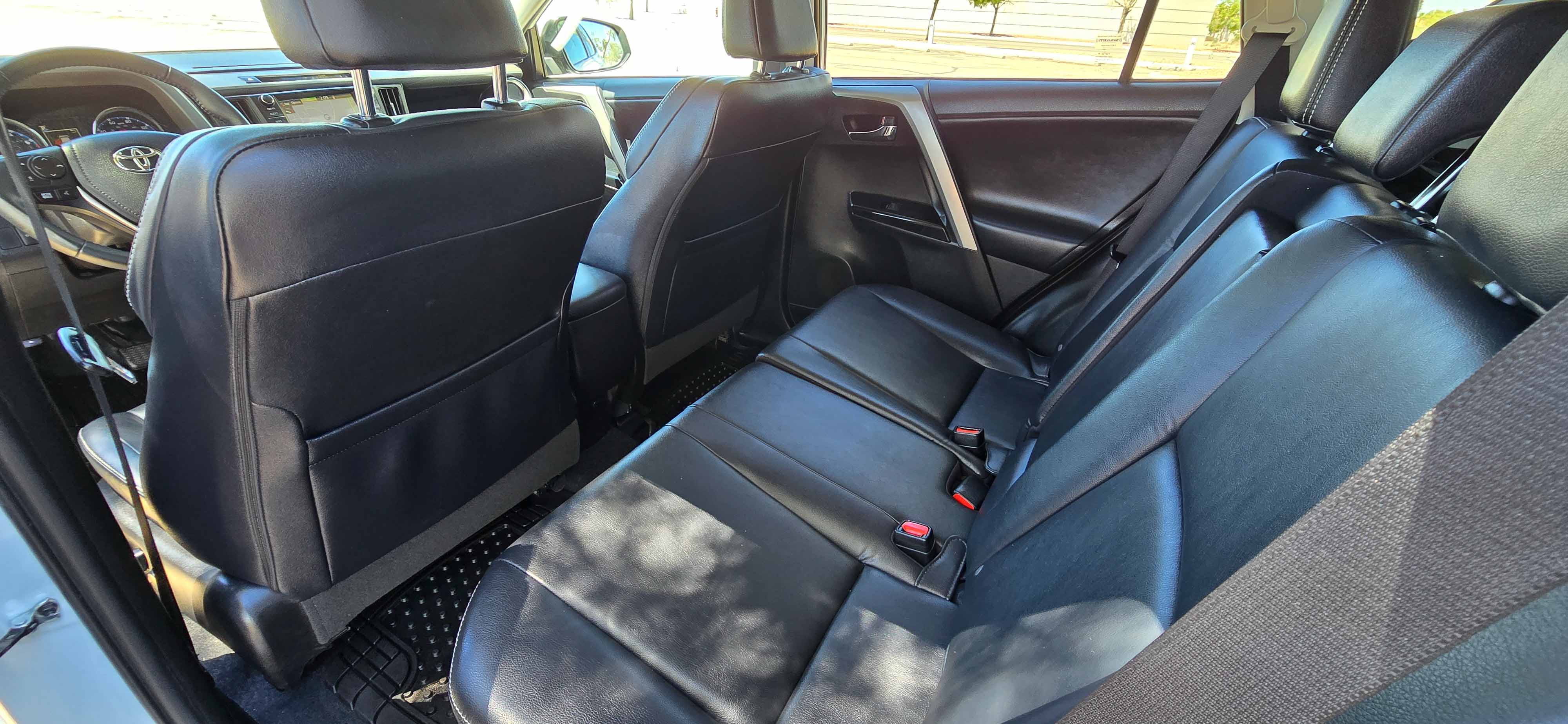 #1113 - 2016 Toyota RAV4 Limited-39
