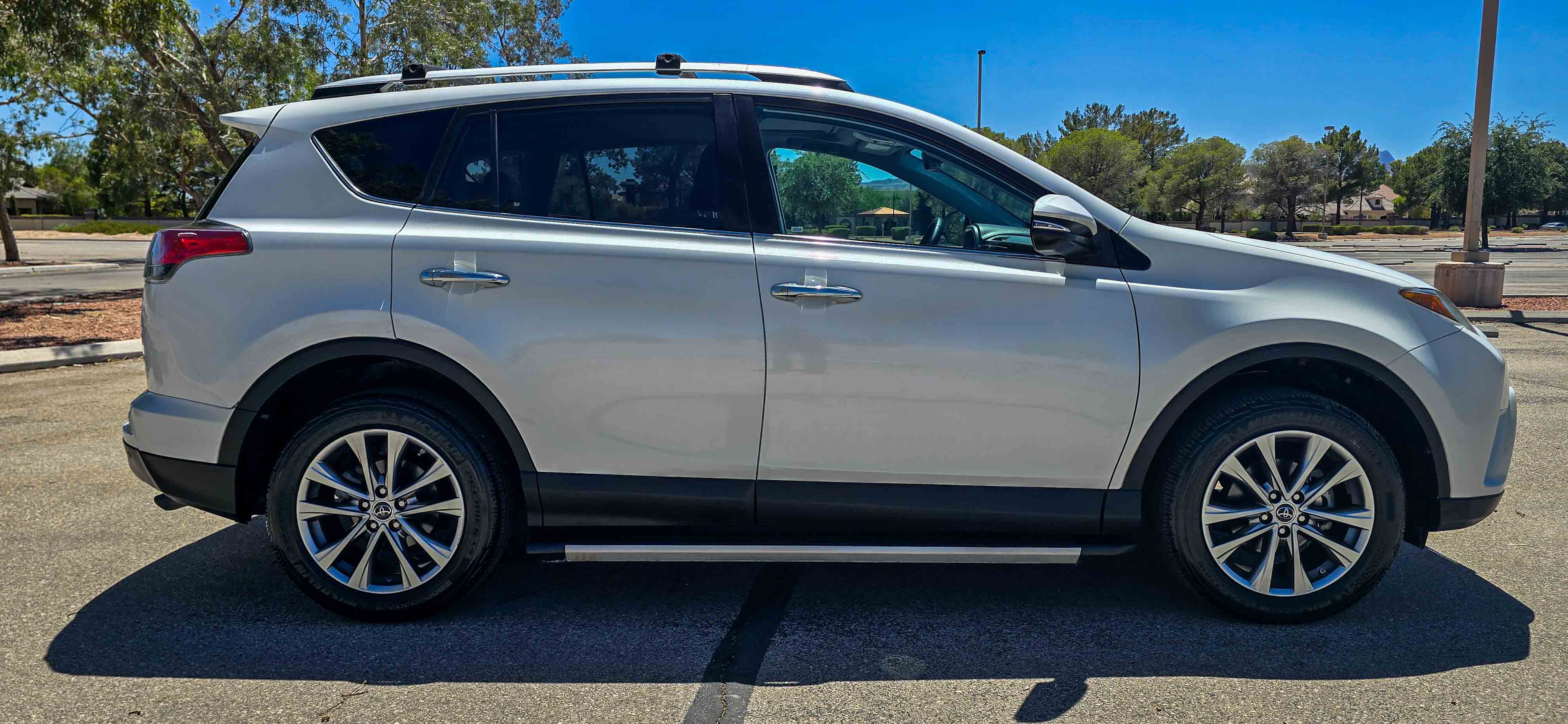 #1113 - 2016 Toyota RAV4 Limited-7