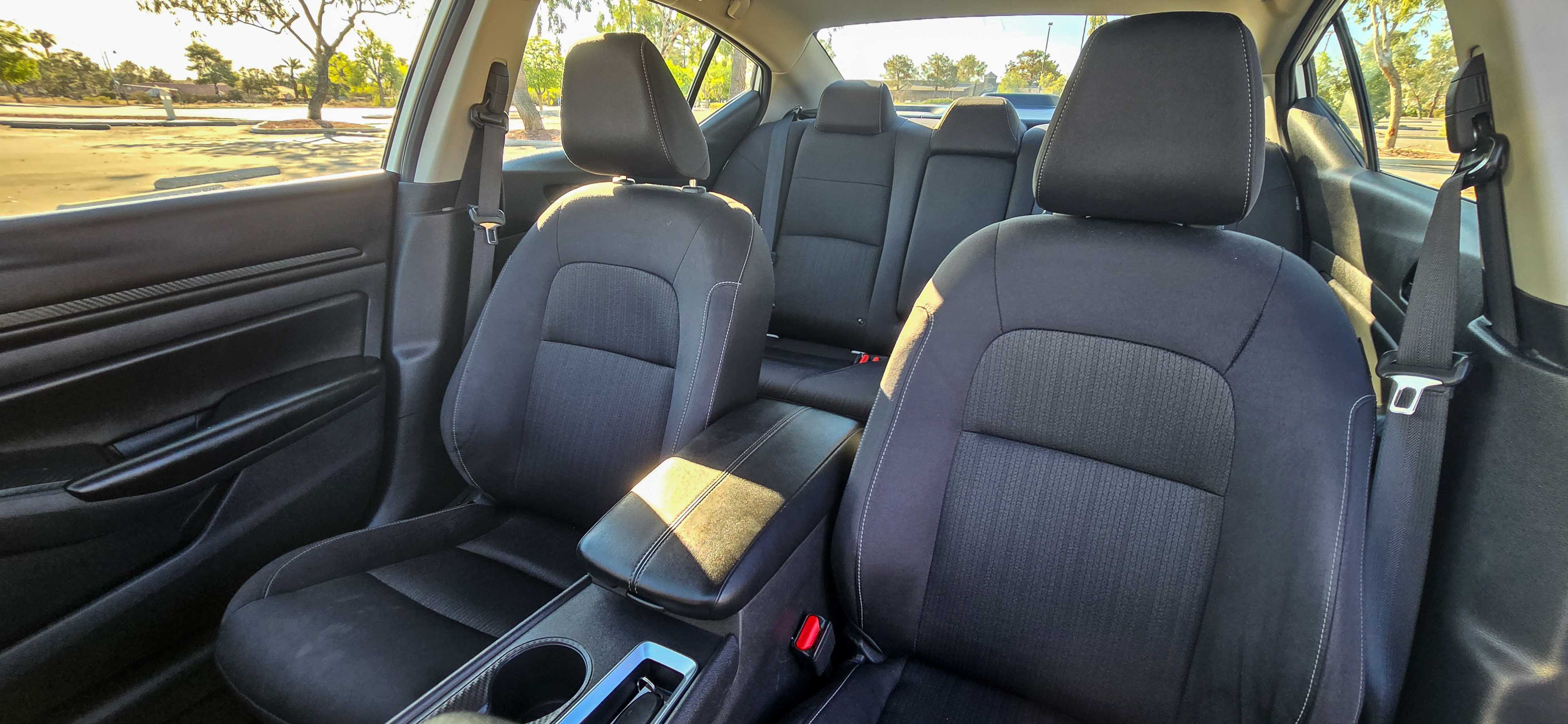 #1114 - 2024 Nissan Altima S-19