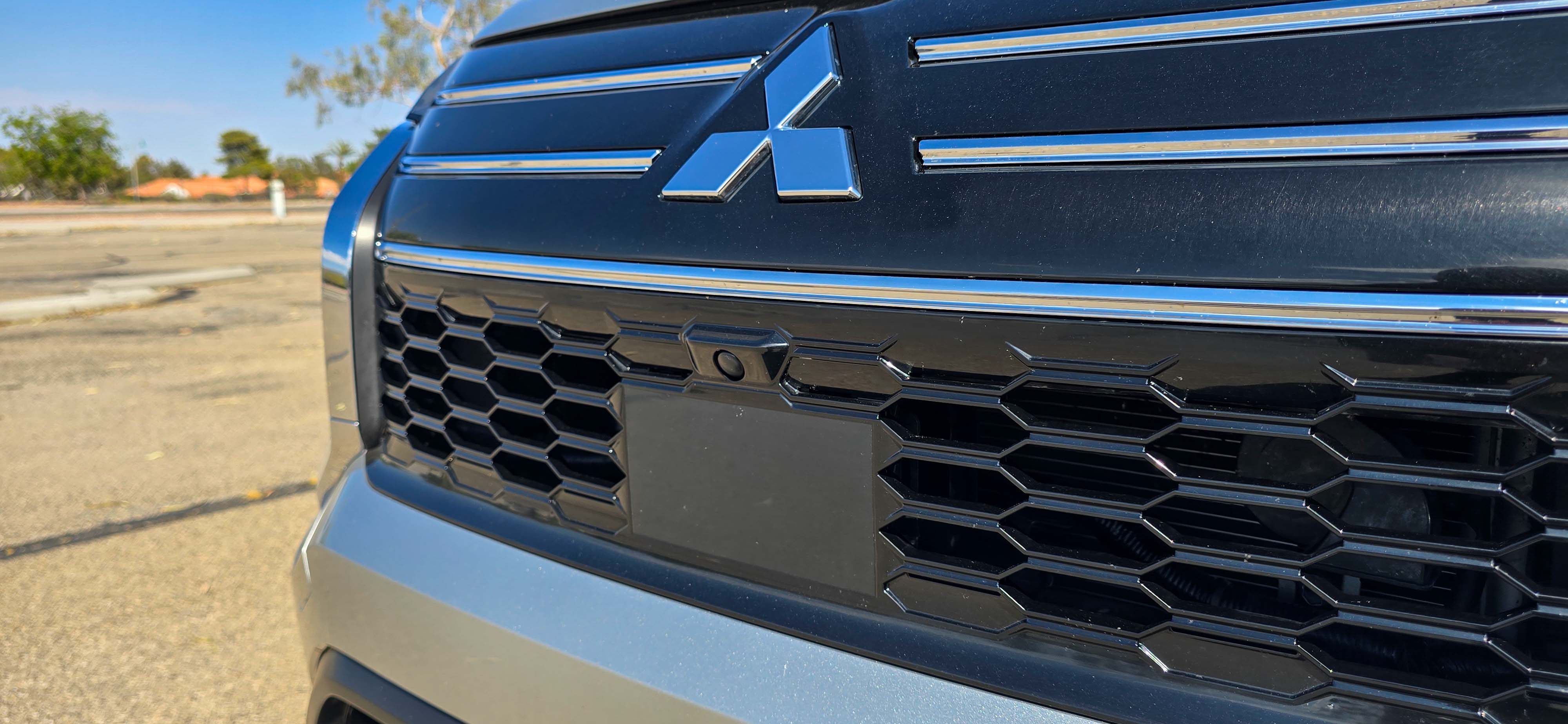 #1115 - 2025 Mitsubishi Outlander-10