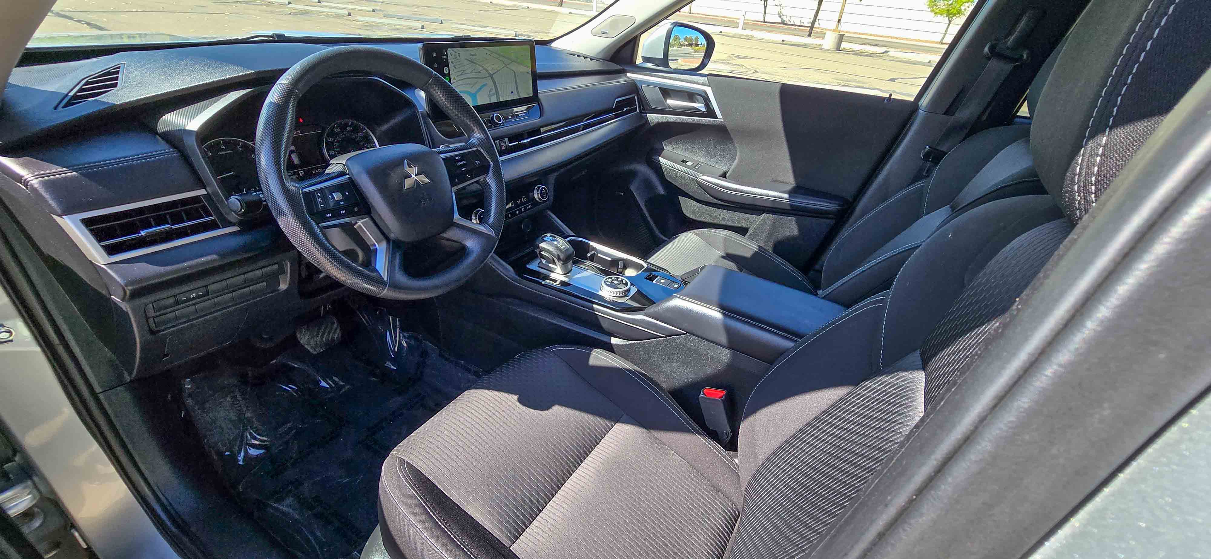 #1115 - 2025 Mitsubishi Outlander-22