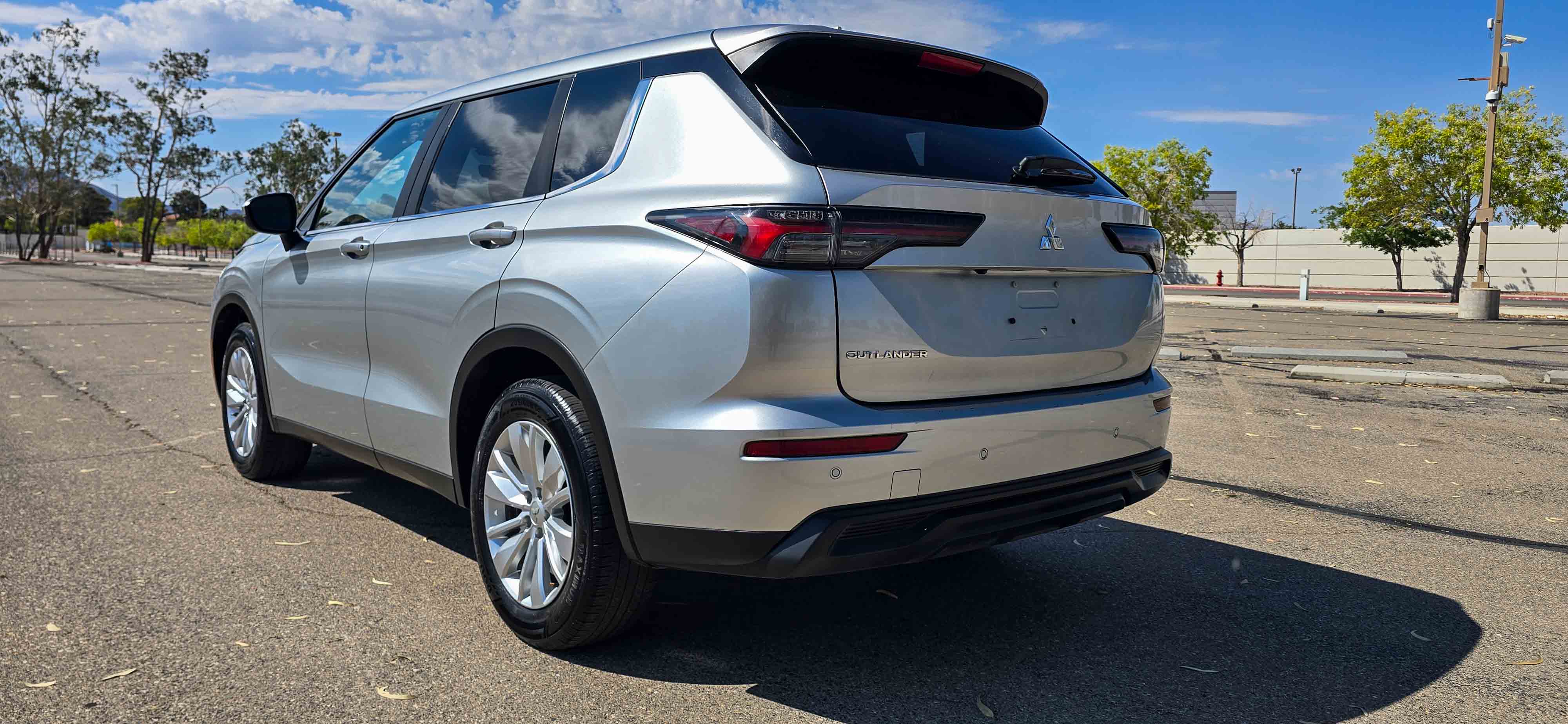 #1115 - 2025 Mitsubishi Outlander-4
