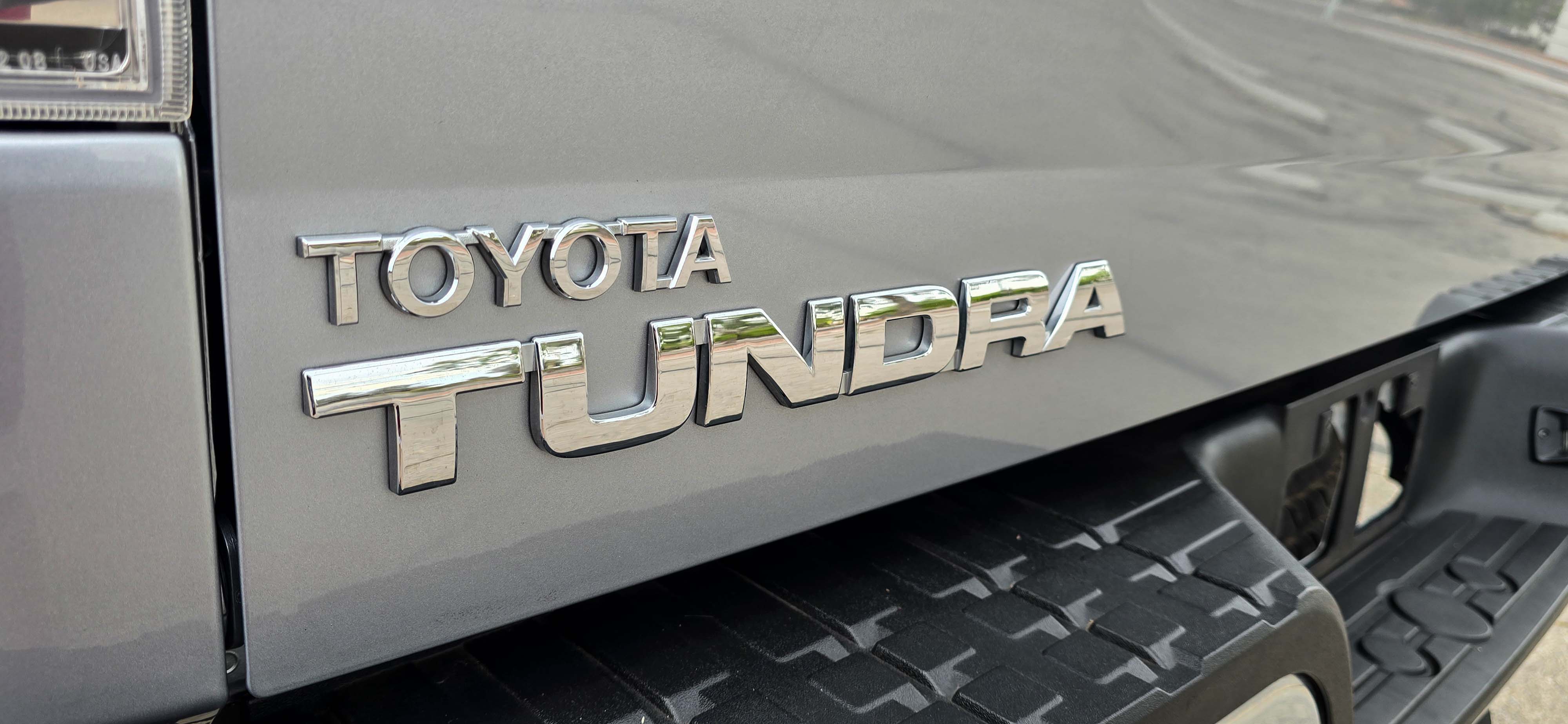 #1118 - 2011 Toyota Tundra-17