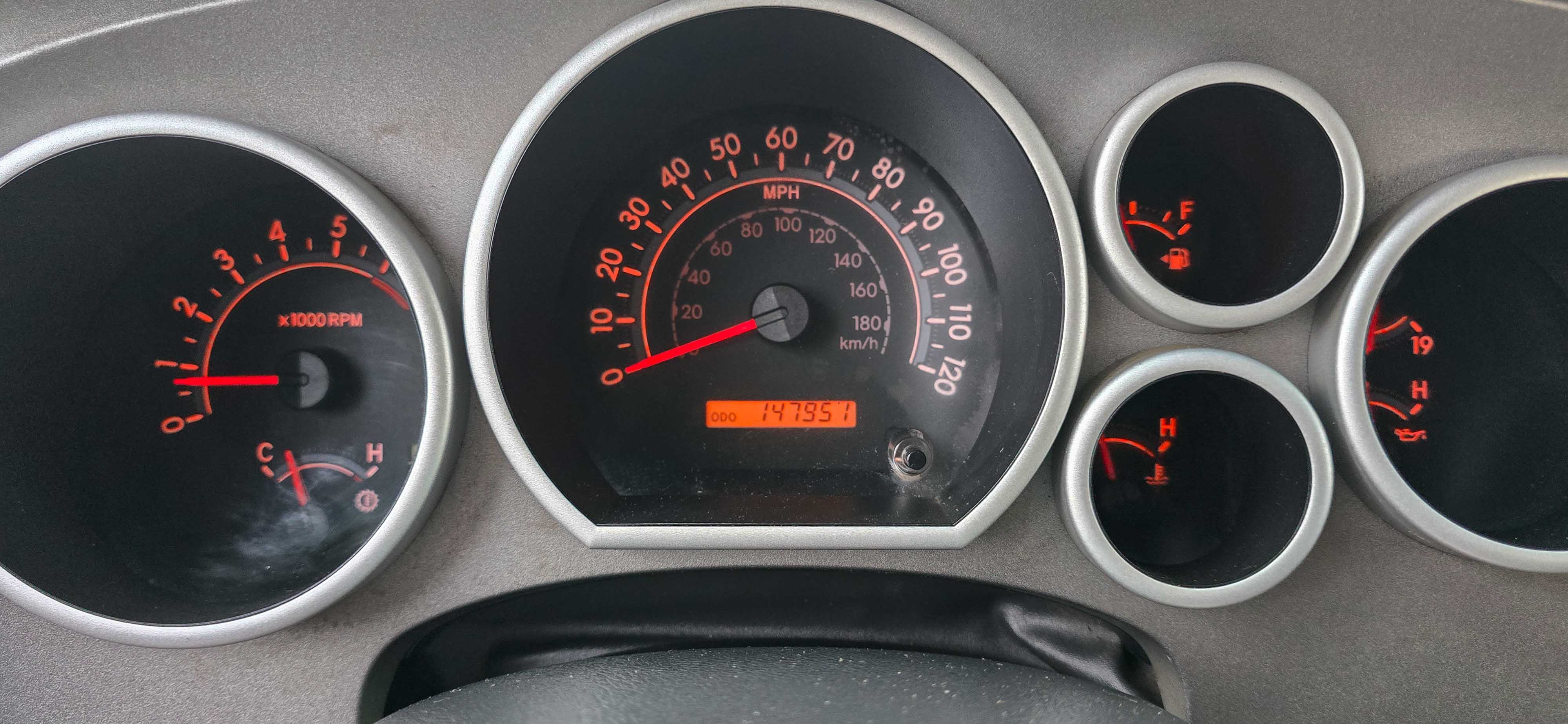#1118 - 2011 Toyota Tundra-27
