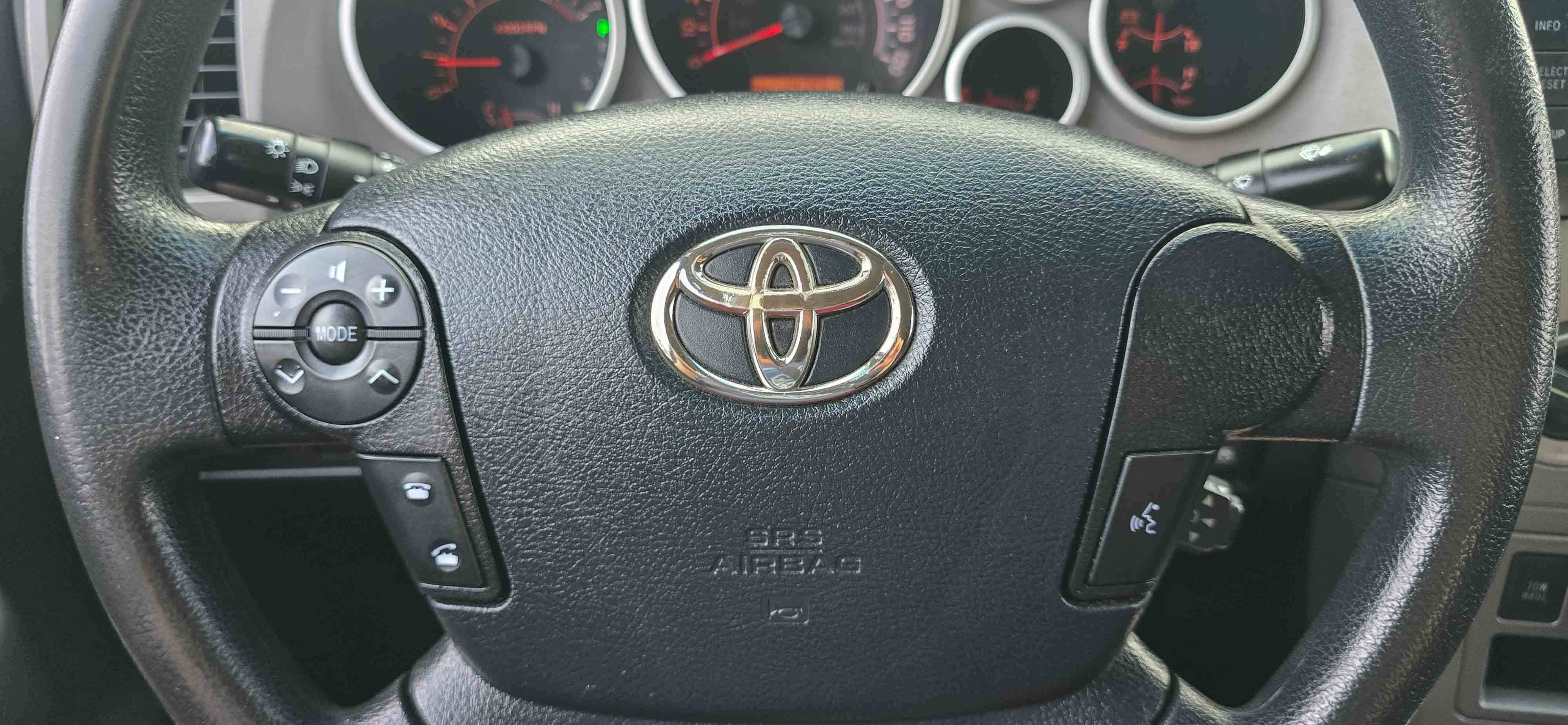 #1118 - 2011 Toyota Tundra-28