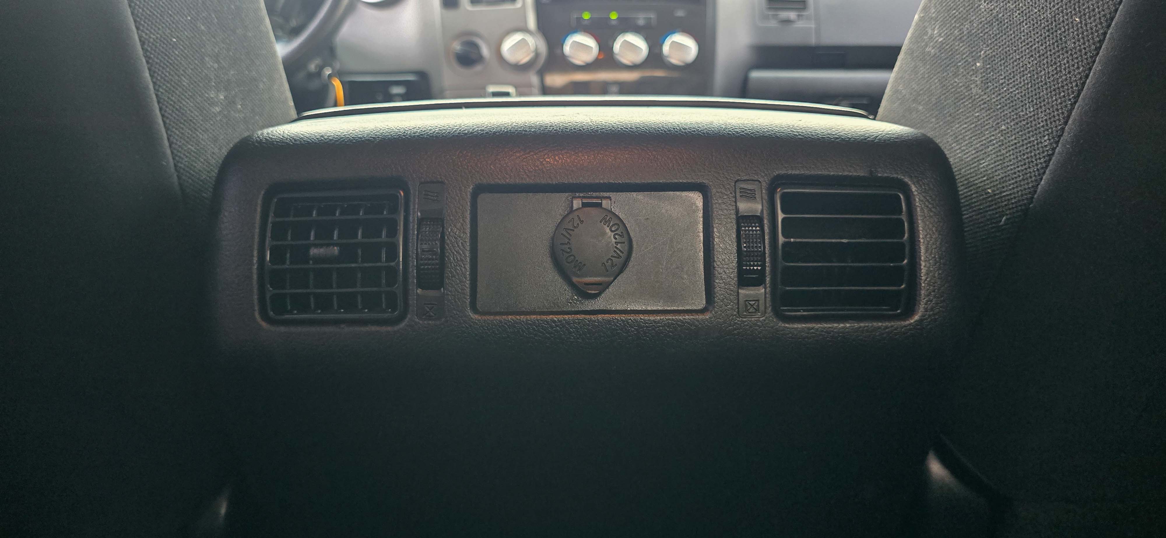 #1118 - 2011 Toyota Tundra-34