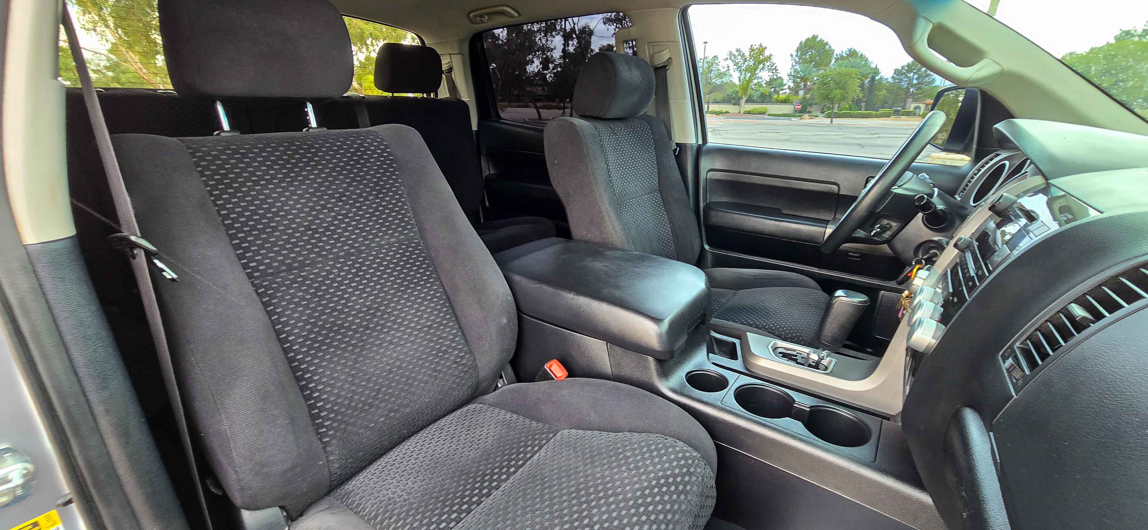 #1118 - 2011 Toyota Tundra-38