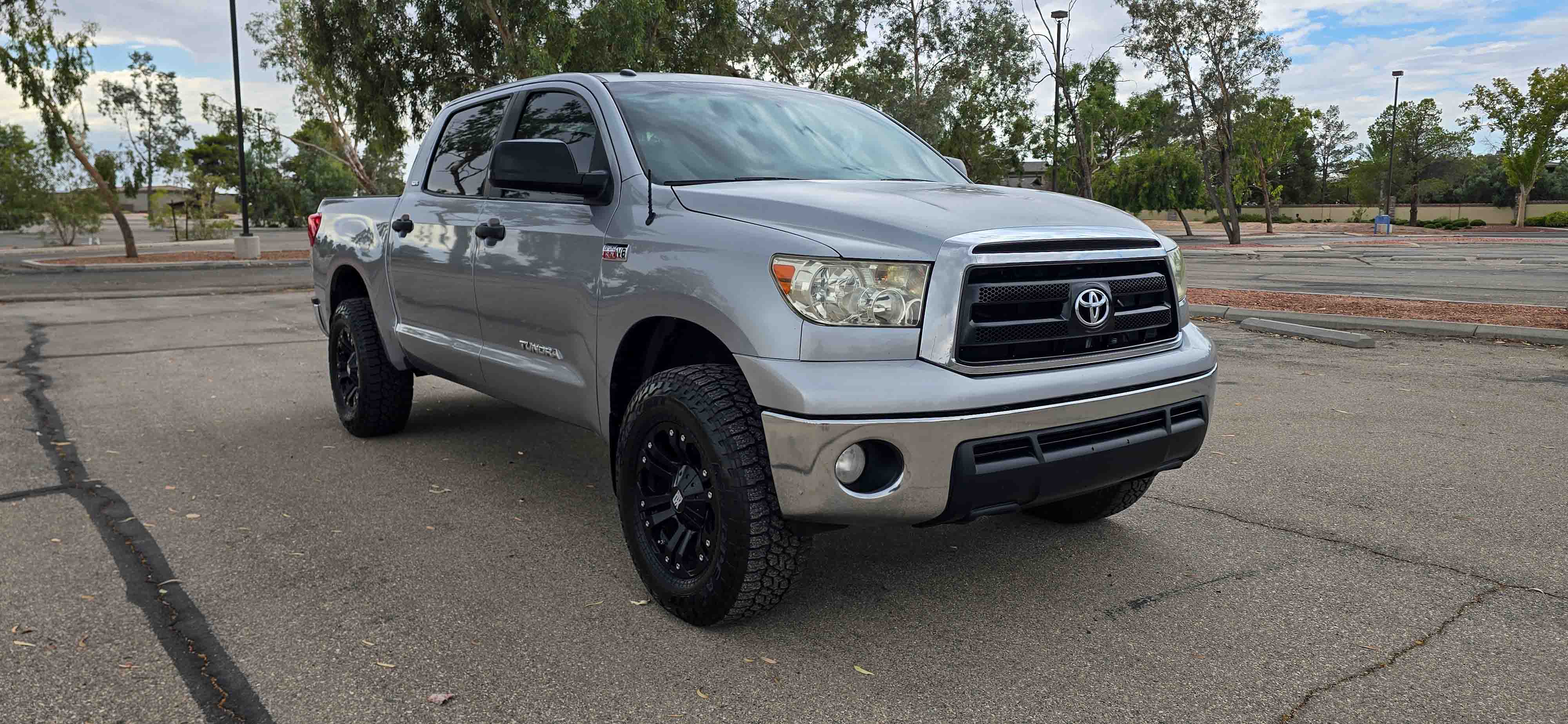 #1118 - 2011 Toyota Tundra-8
